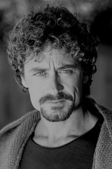 actor Diego Guerra large photo