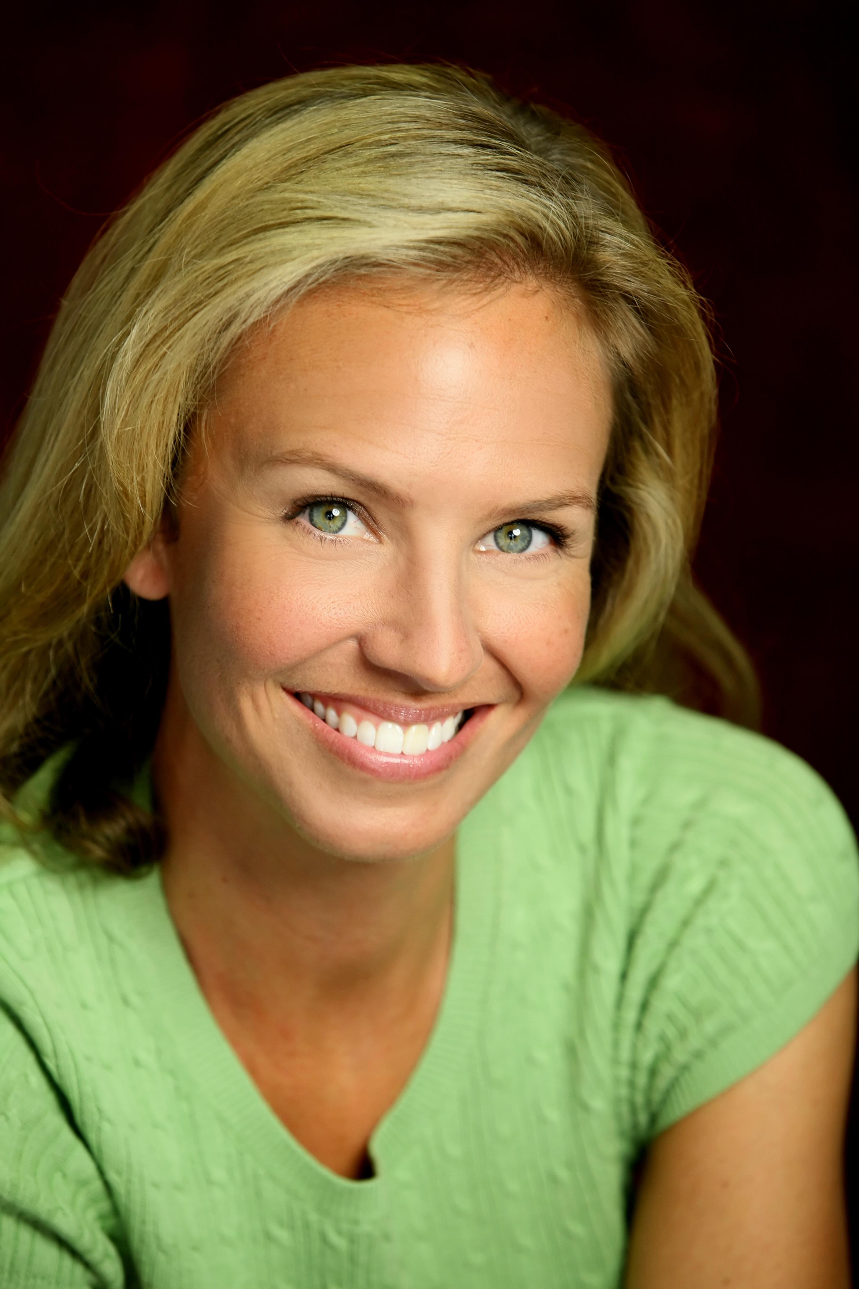 actor Mary Jean Bentley large photo