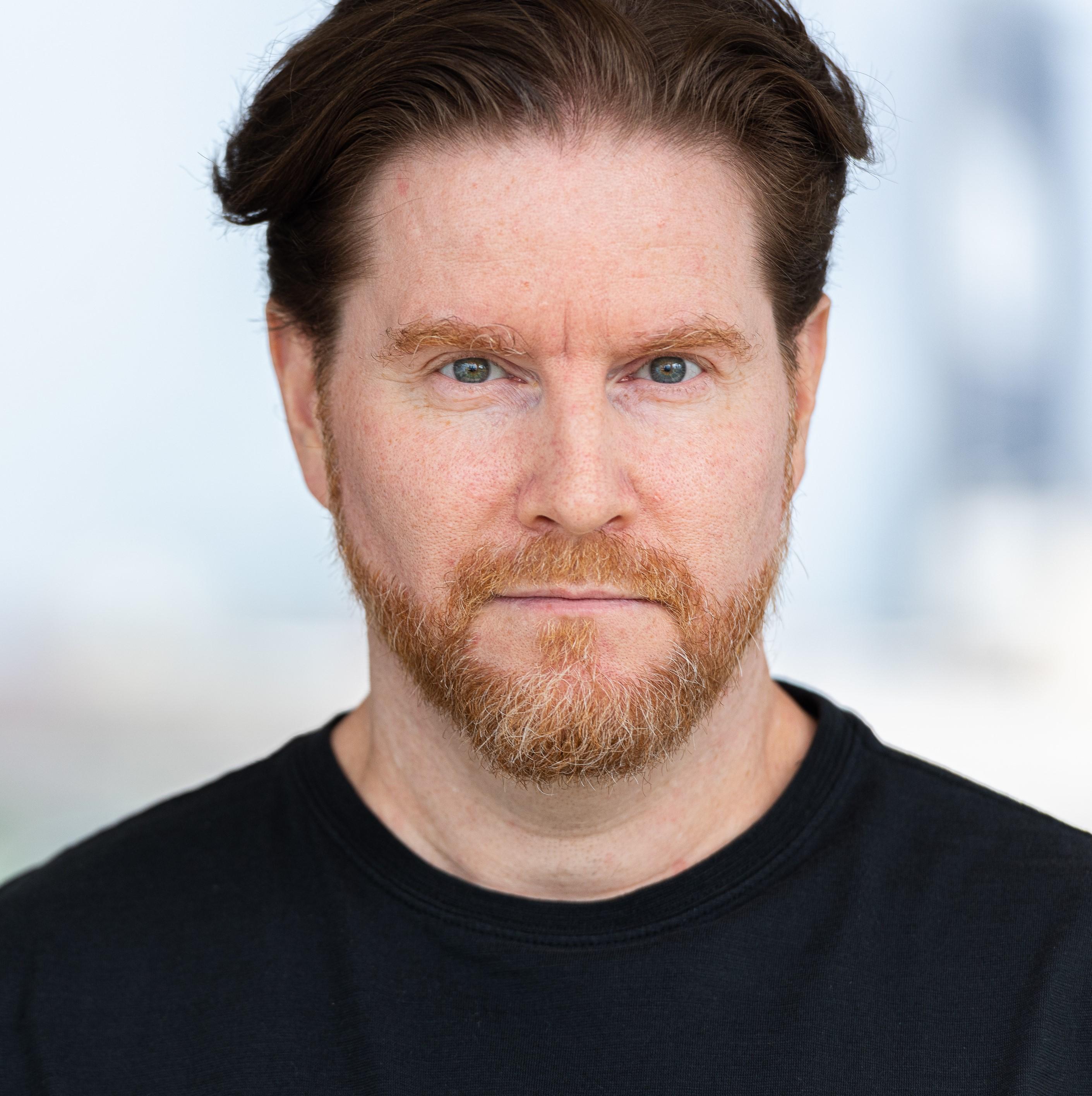 actor Damian Mavis large photo