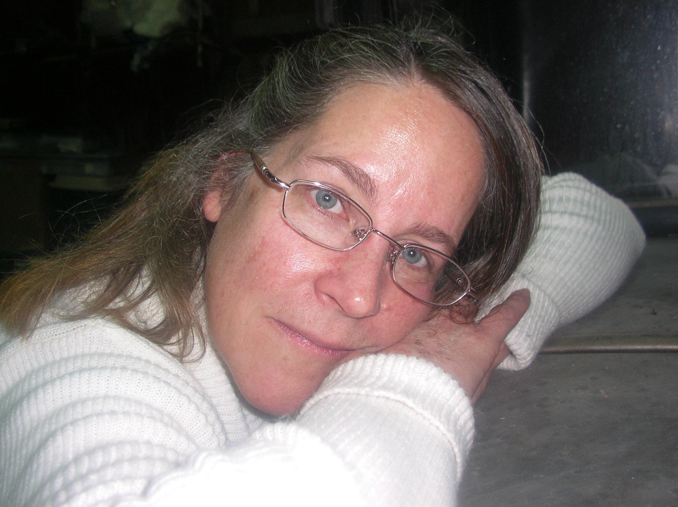 actor Karen McKenna large photo