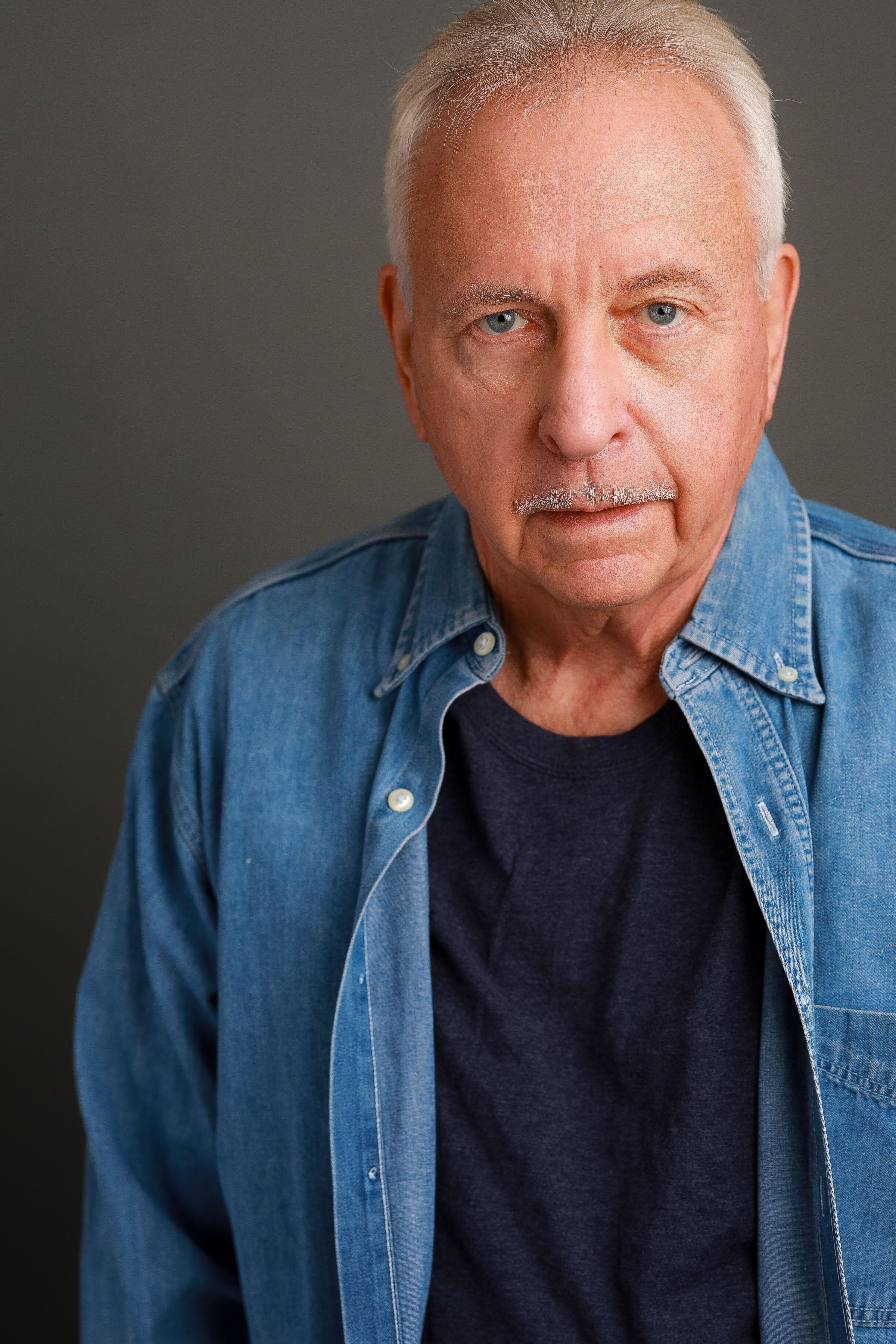 actor Byron Baudo large photo