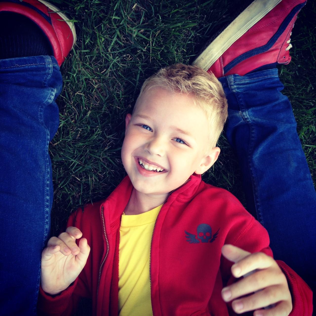 actor Connor Corum large photo