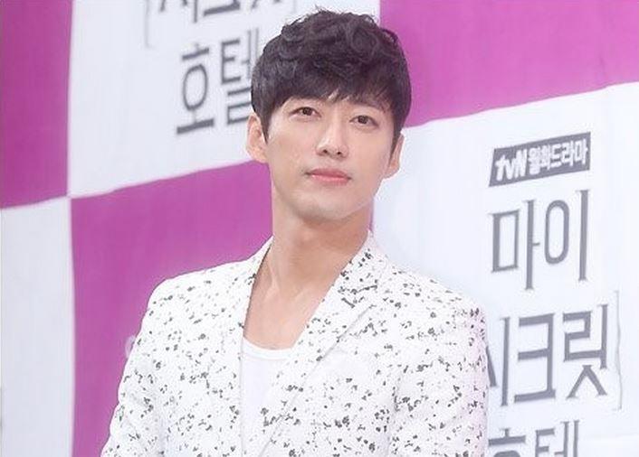 actor Min Namkoong large photo