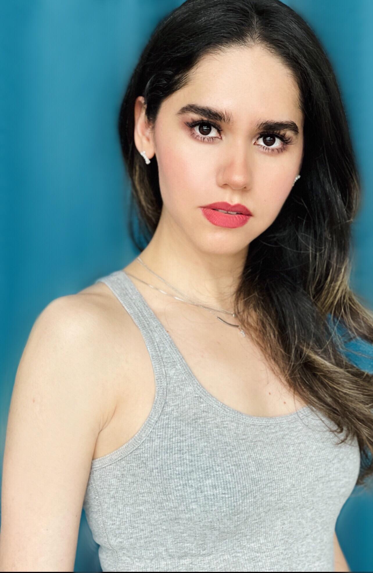 actor Violeta Ortega large photo