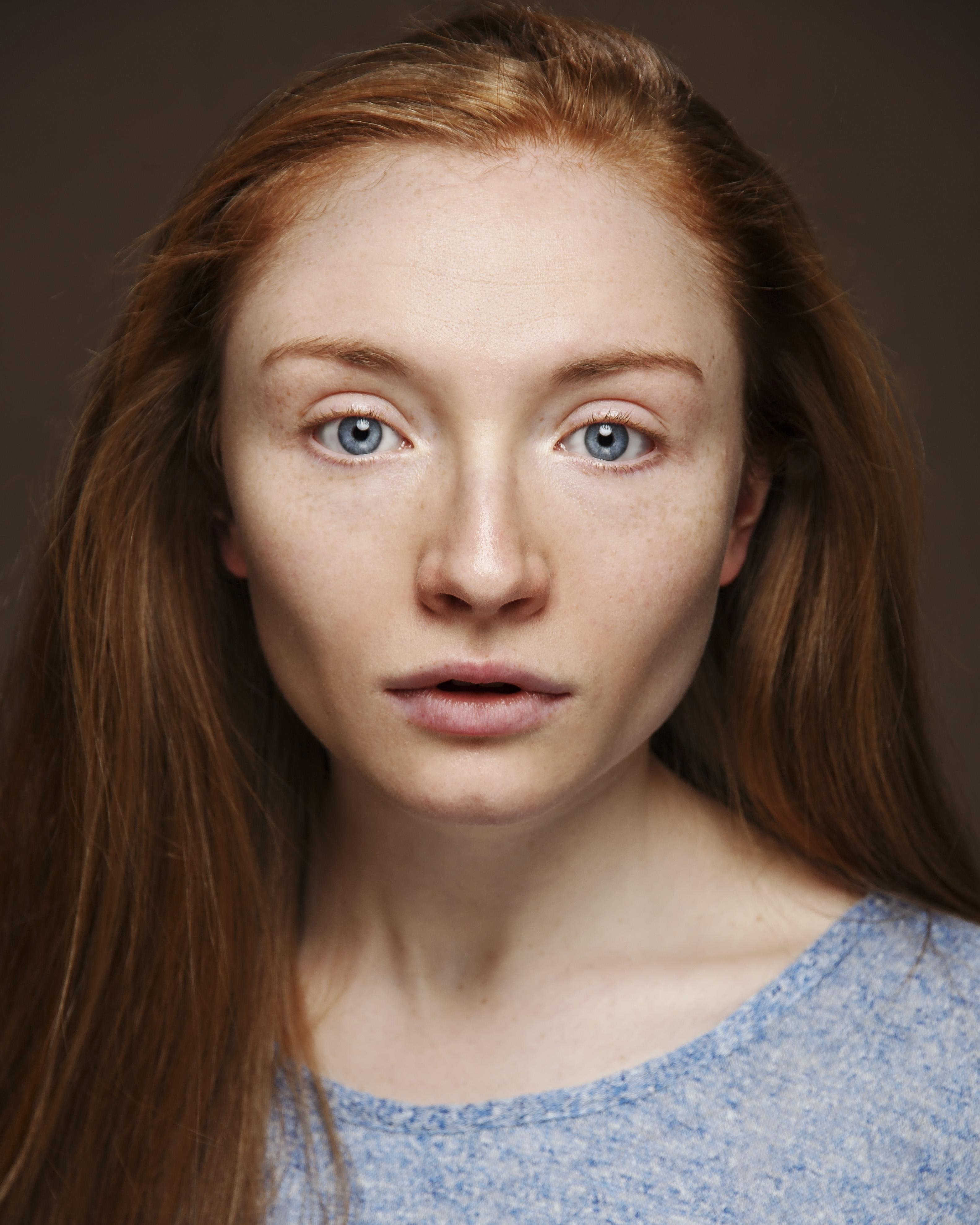 actor Ailbhe Cowley large photo