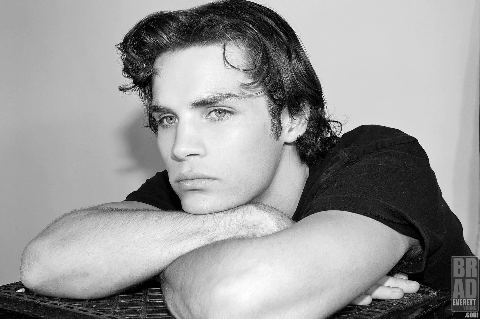 actor James Lastovic large photo