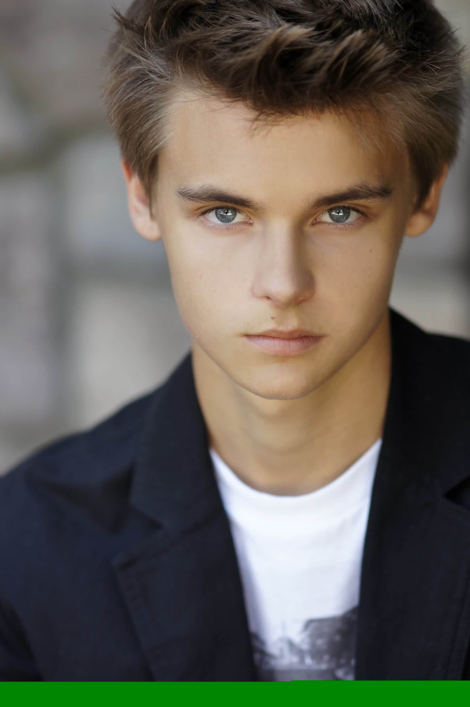 actor Ryan Hanson Bradford large photo