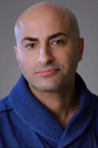 actor Slim Khezri large photo