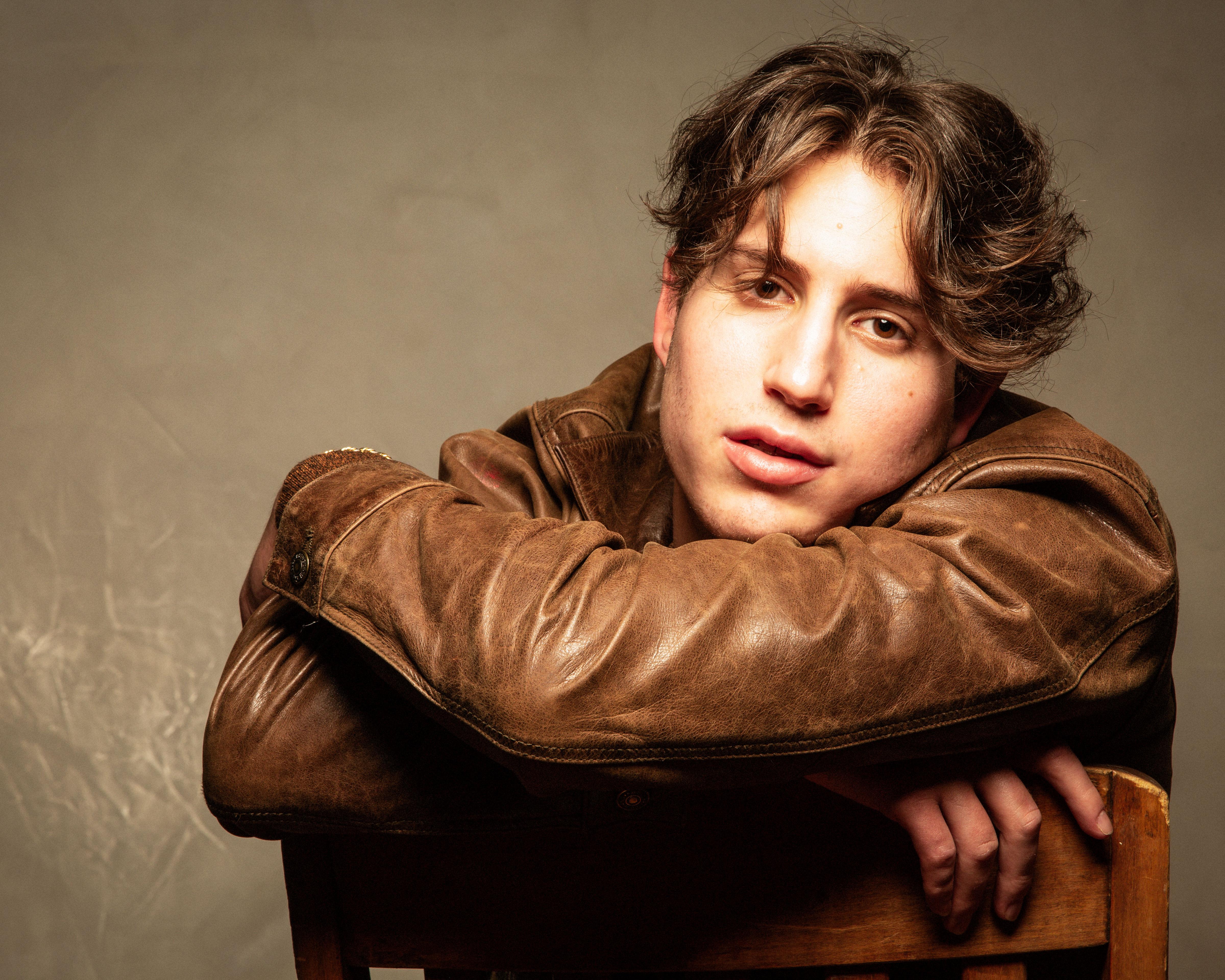 actor Zachary Solomon large photo