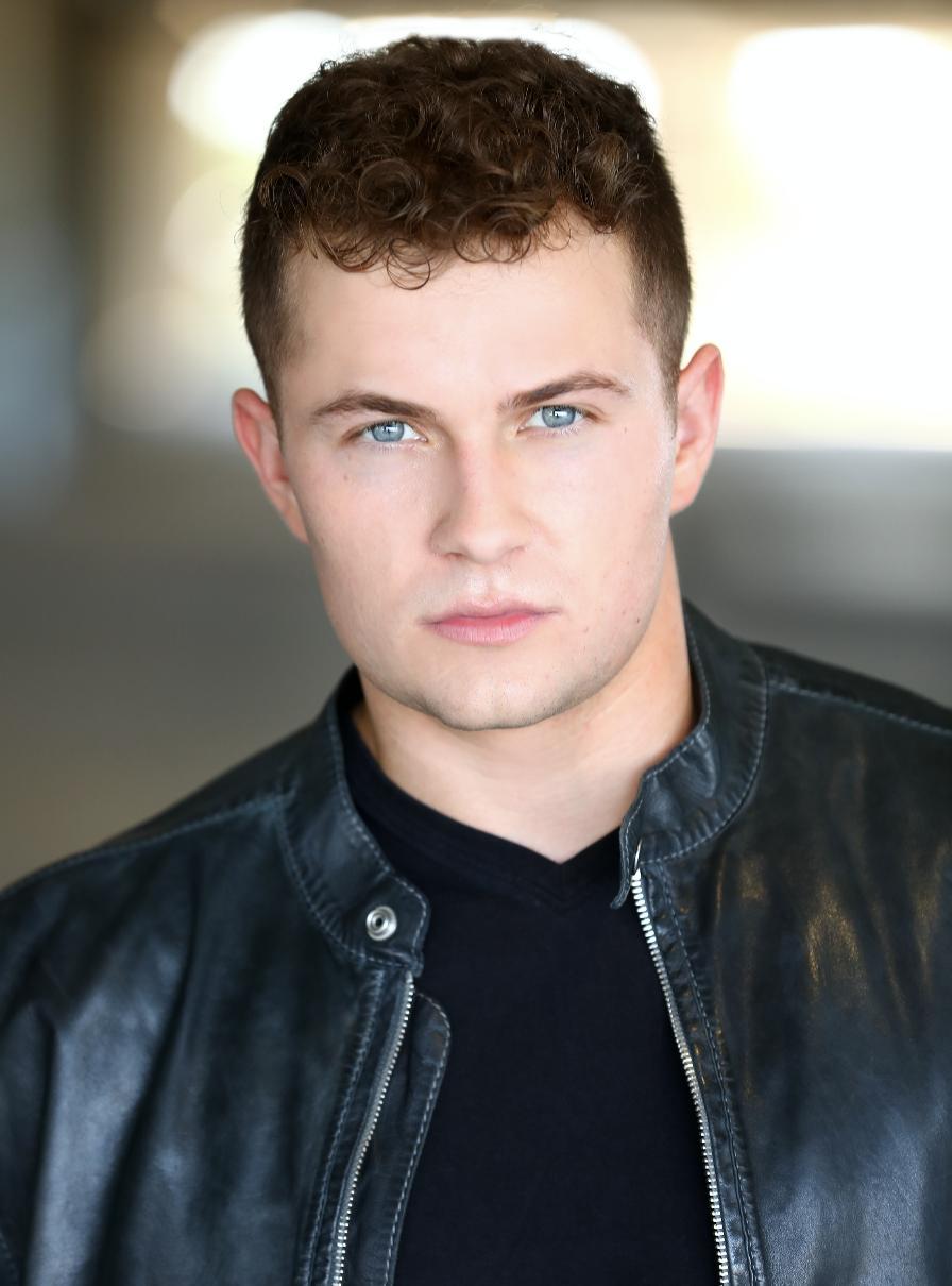 actor Cameron Wofford large photo