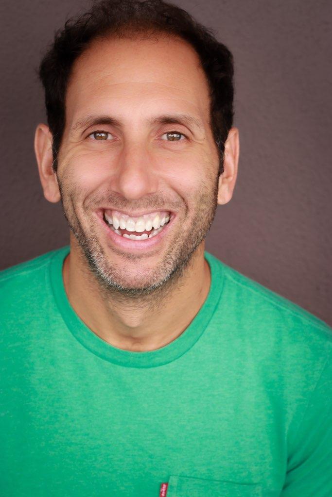 actor Christian Capozzoli large photo