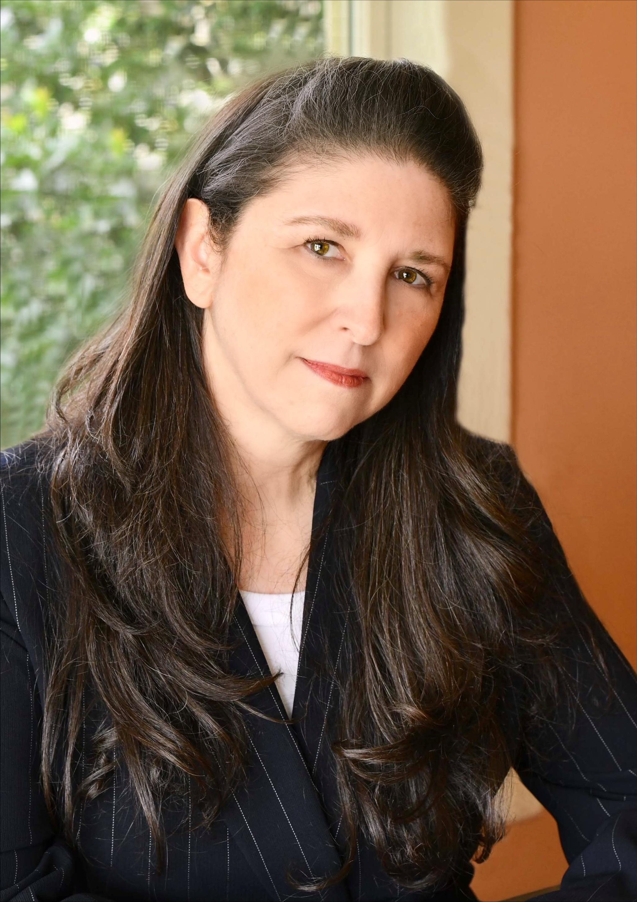 actor Catherine Brunelle large photo