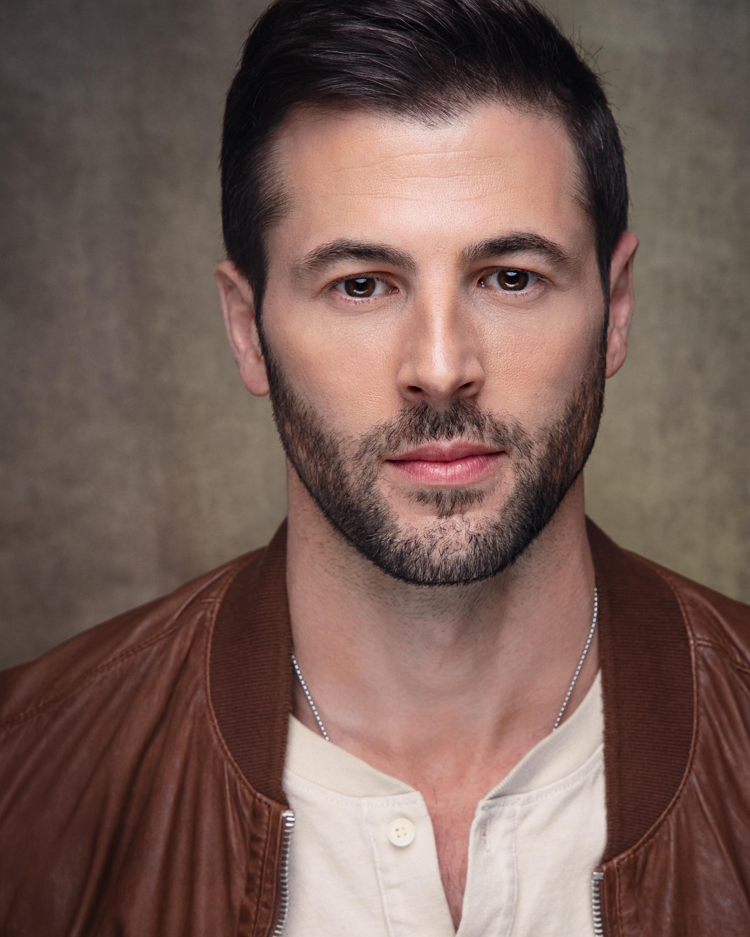 actor Thomas Gipson large photo