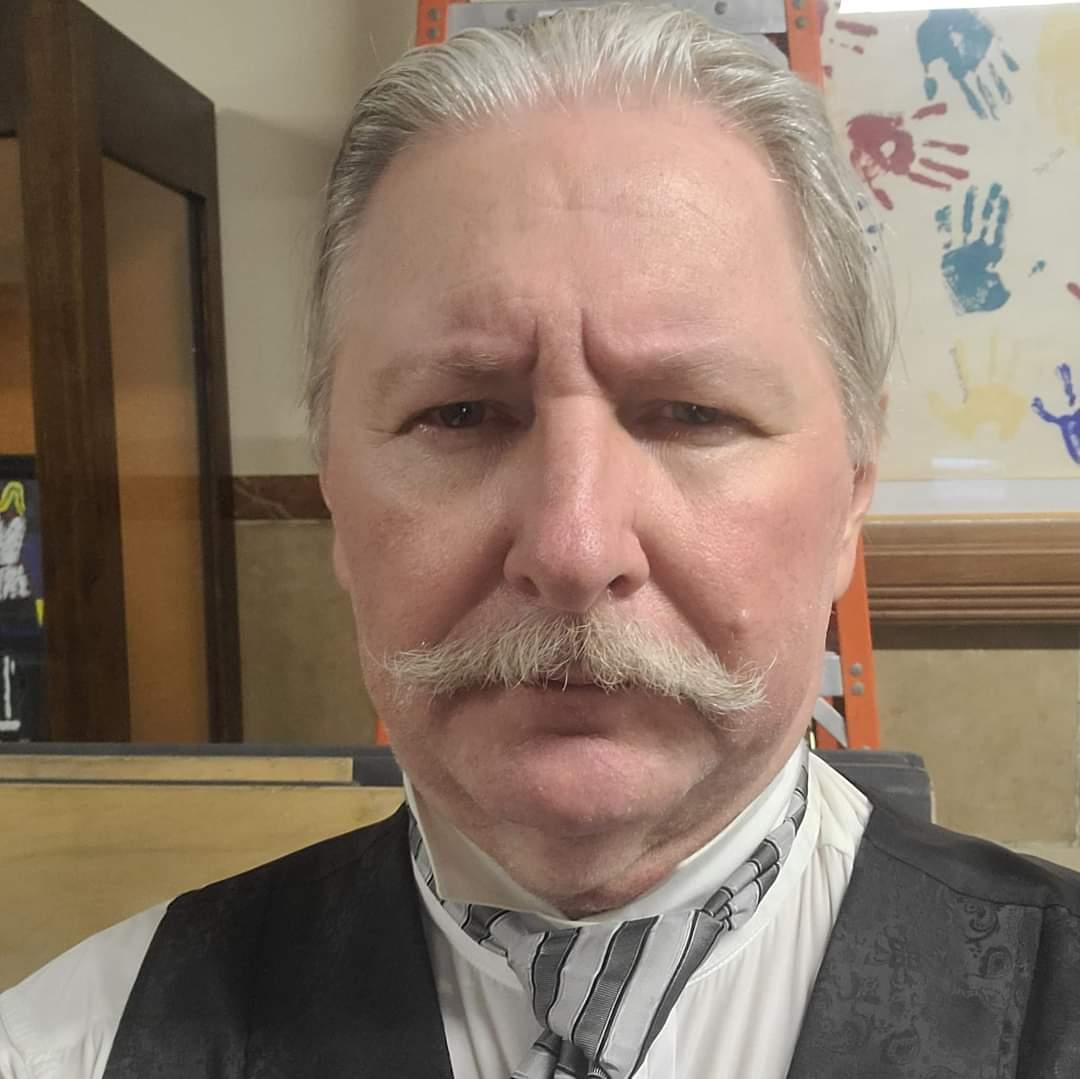 actor Curtis Arney large photo