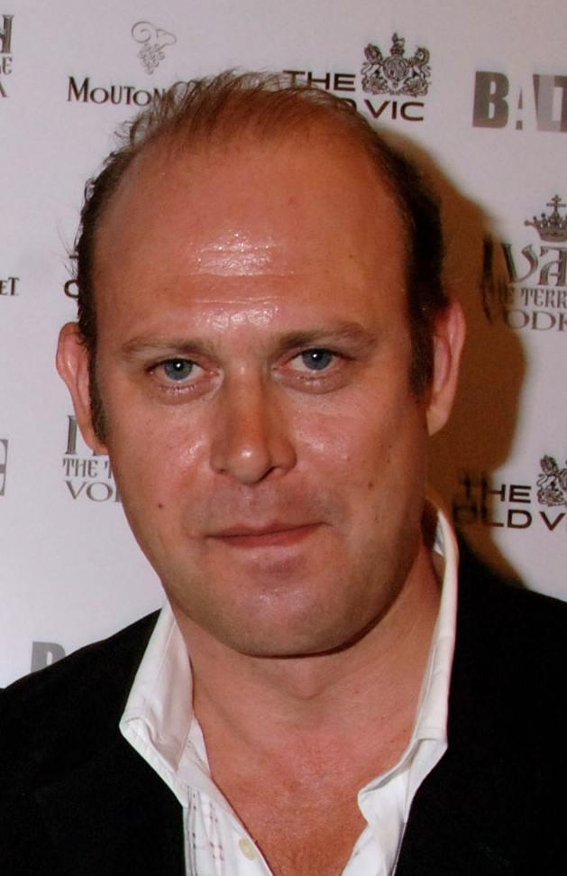 actor Andrew Woodall large photo