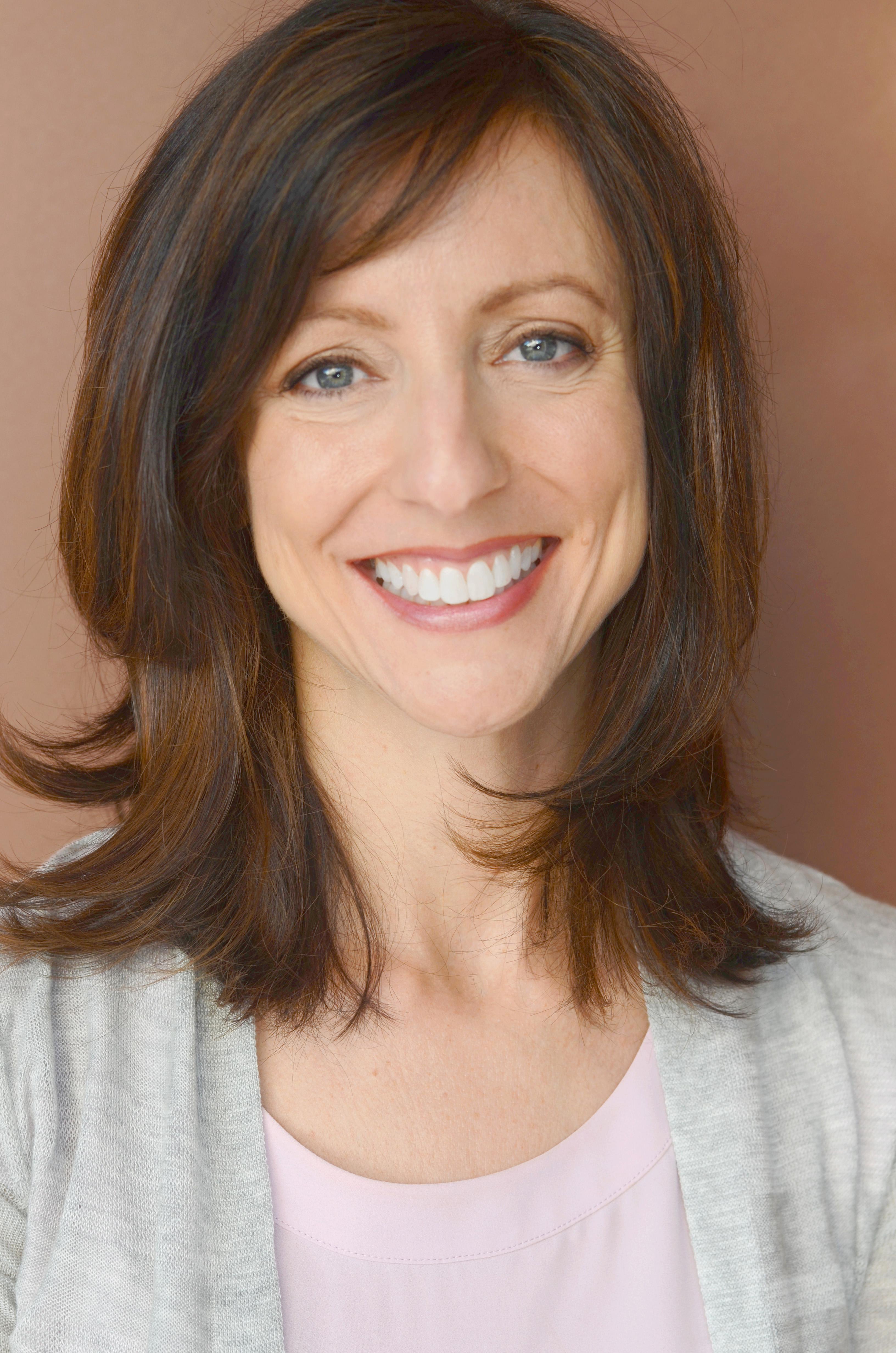 actor Kristen O'Meara large photo