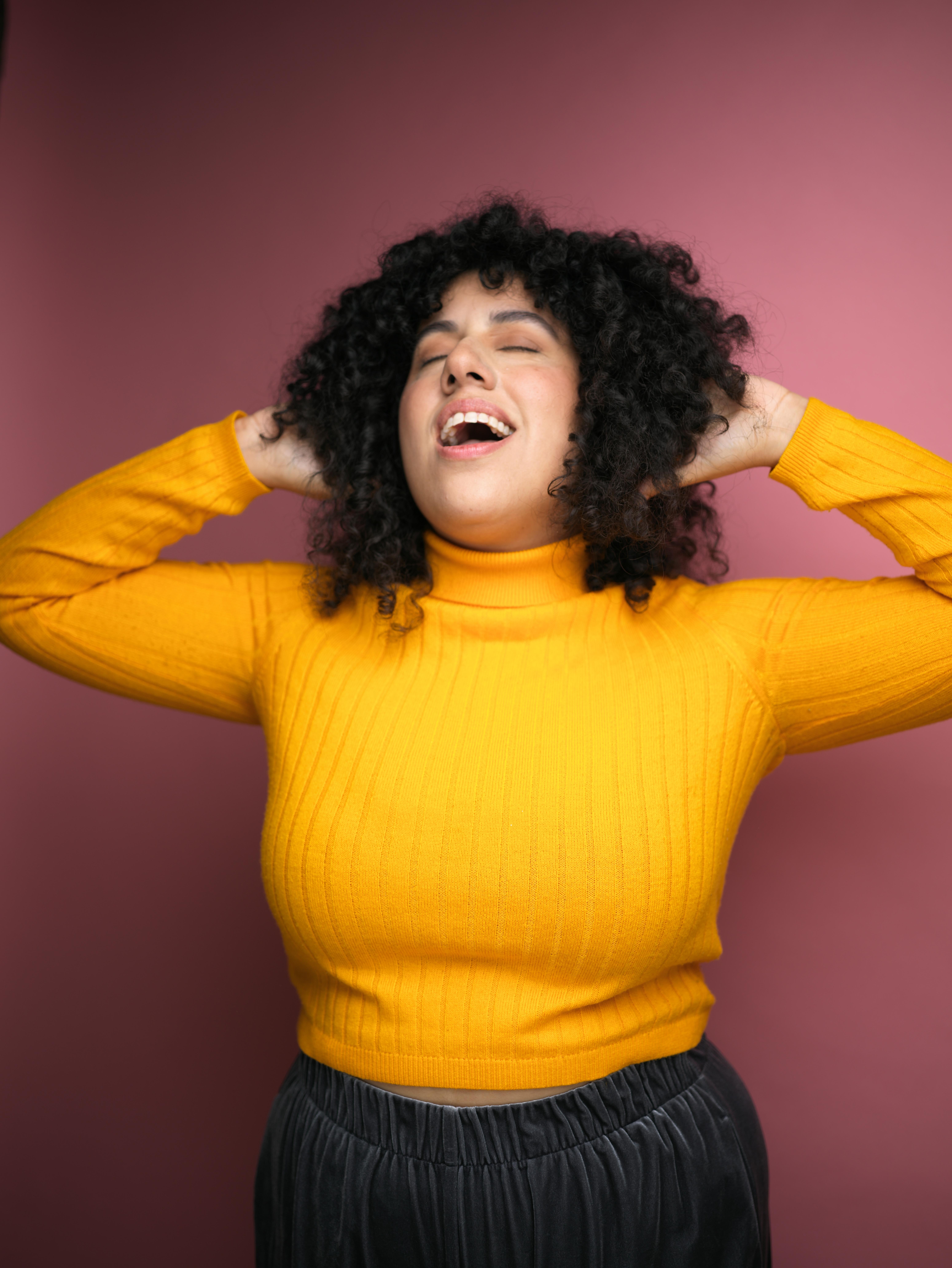 actor Yaz Perea large photo