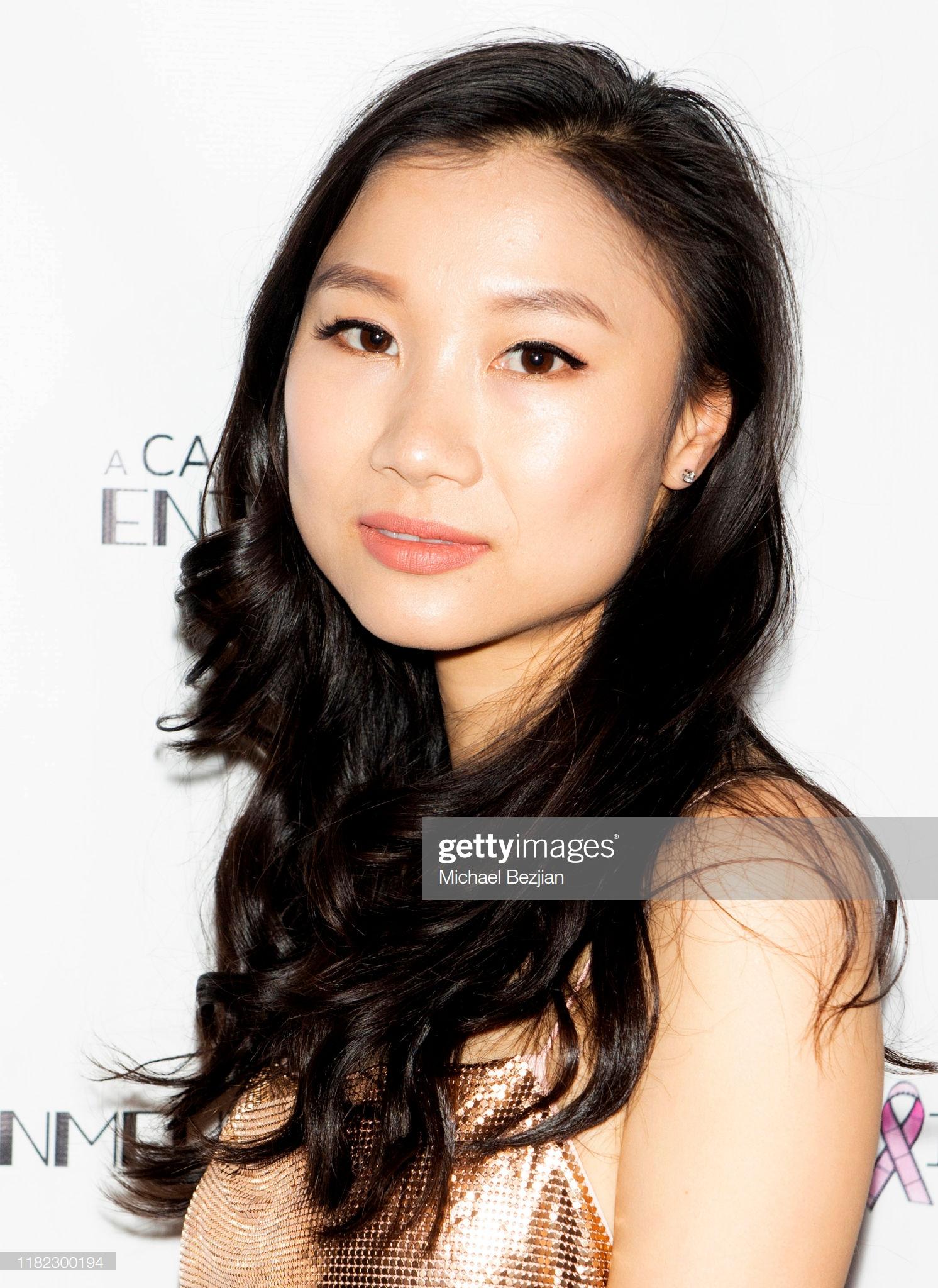 actor Shuang Hu large photo