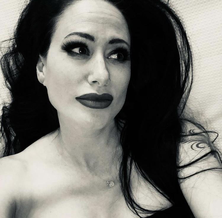 actor Michelle Palermo large photo