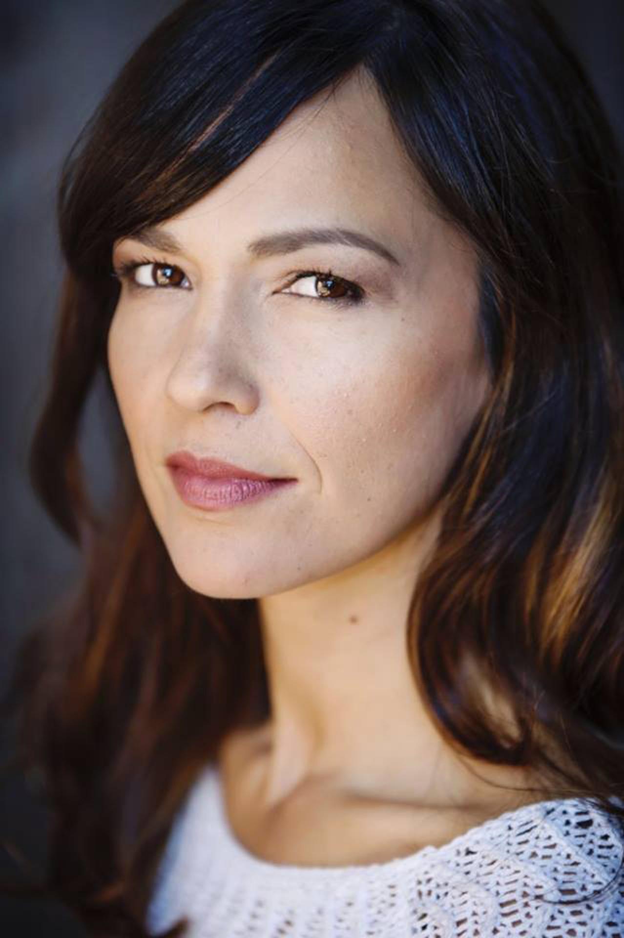 actor Melanie McLaren large photo