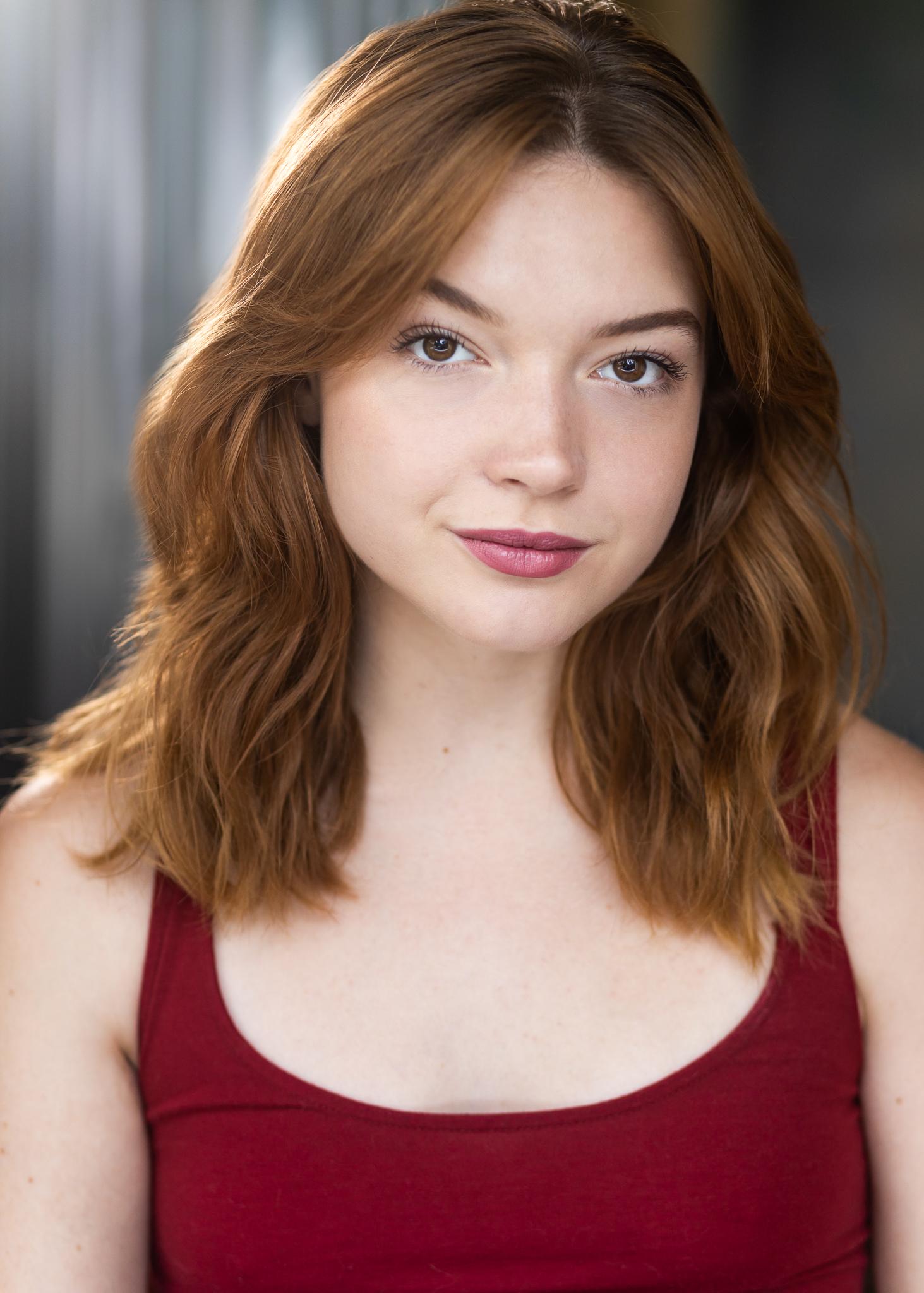 actor Nicole Wheeler large photo