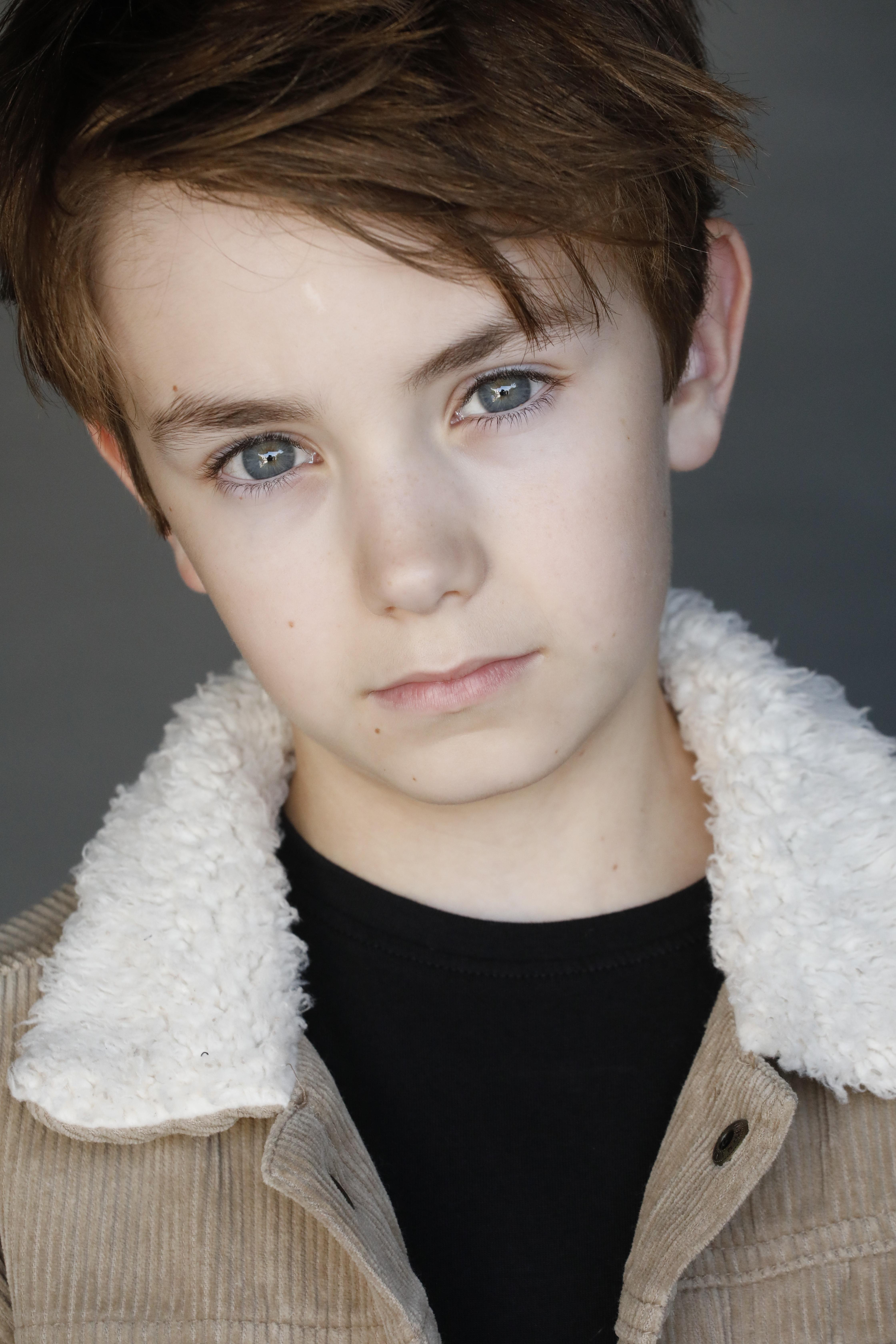 actor Maverick Thompson large photo