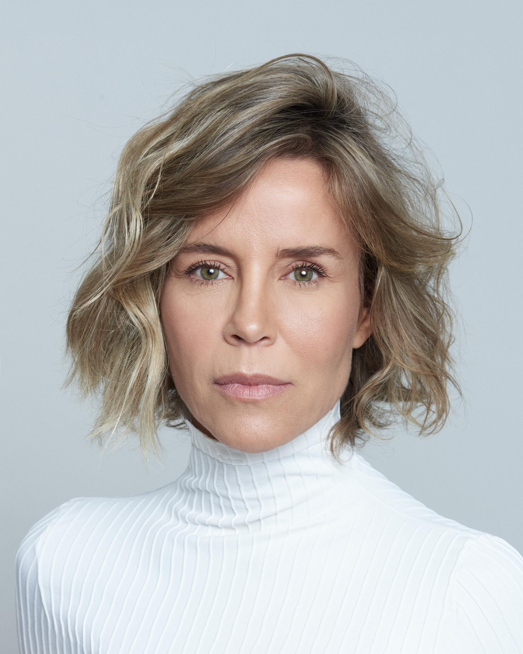 actor Daniela Galli large photo