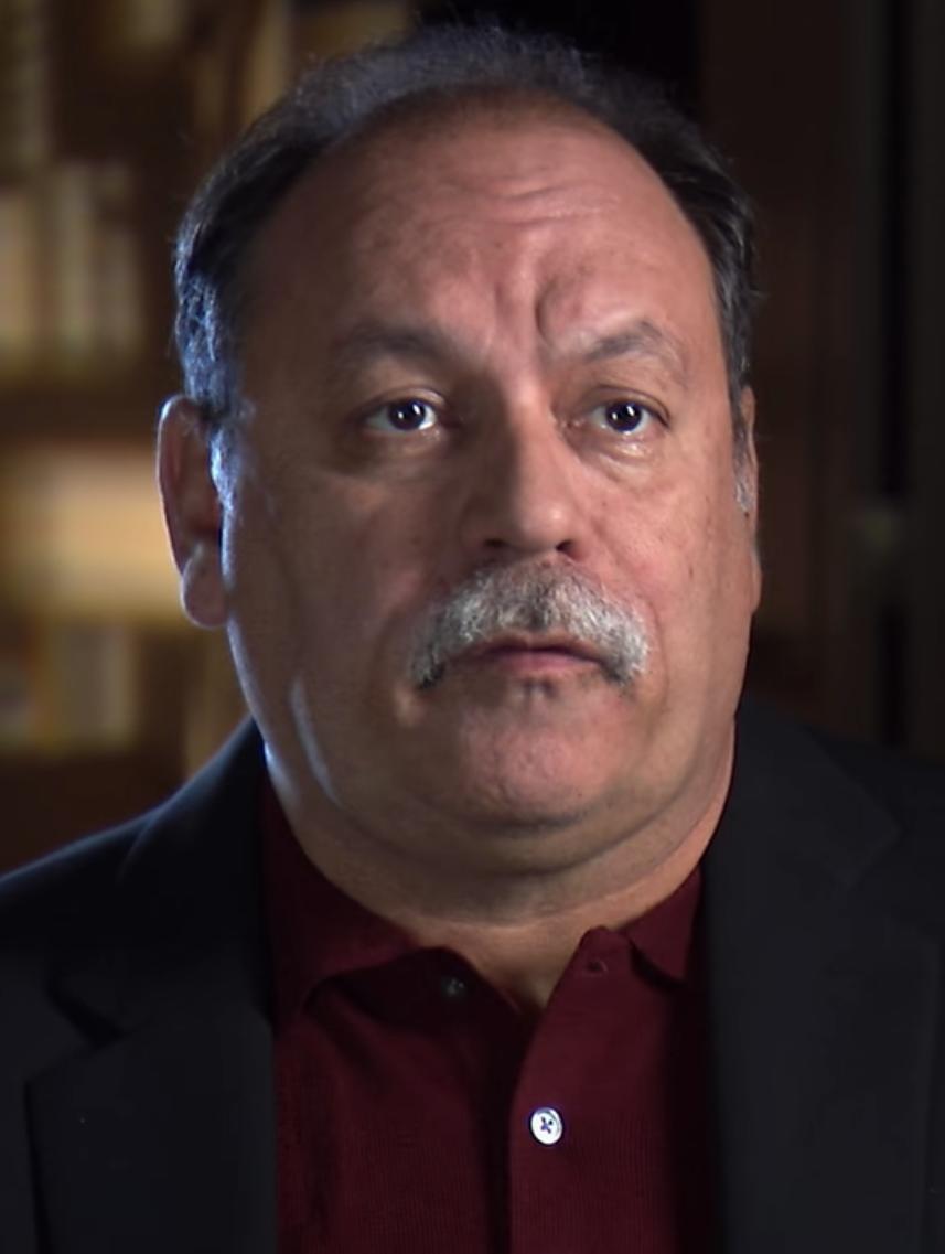 actor Ruben Uriarte large photo