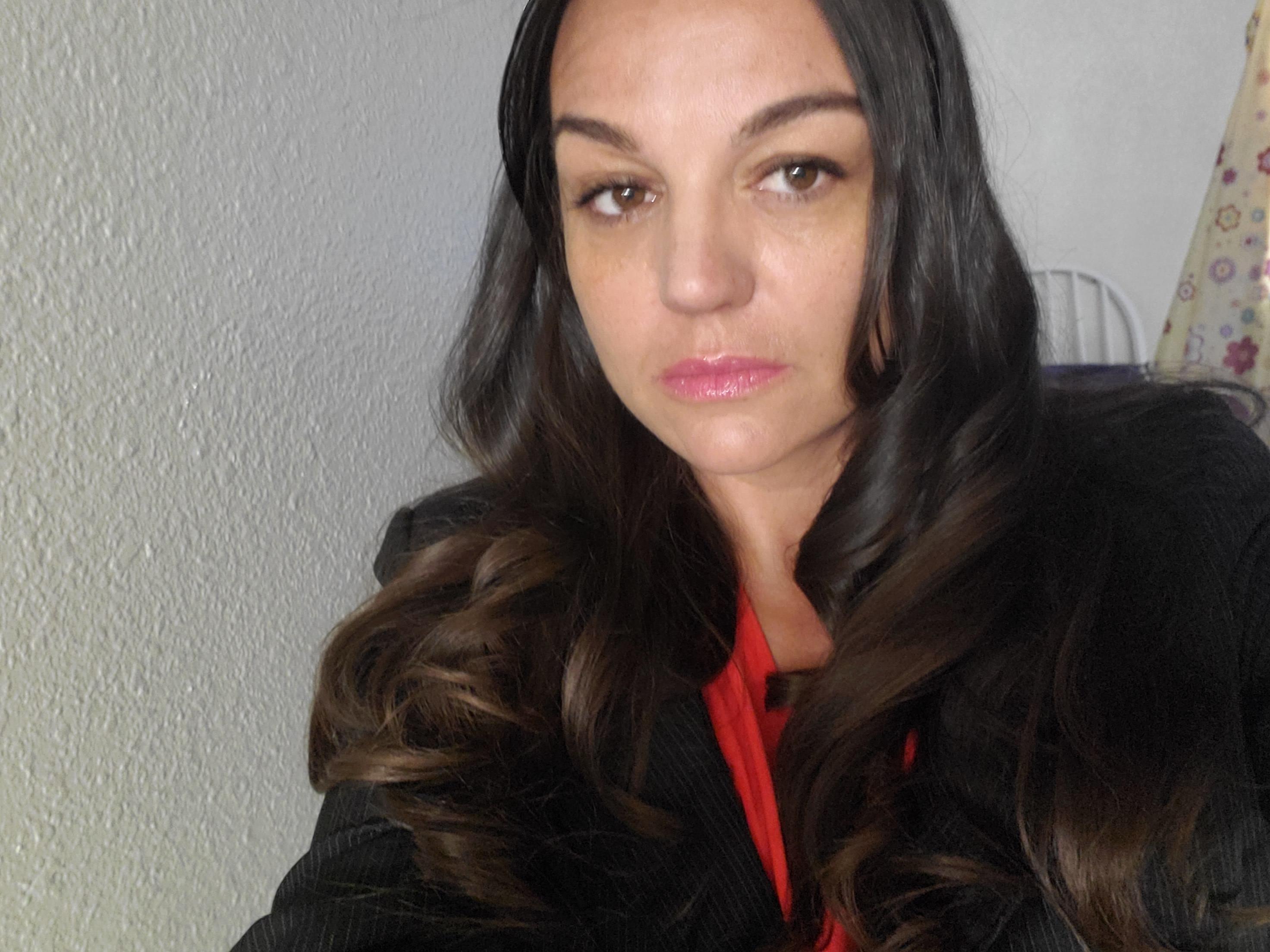 actor Laura Brockert large photo