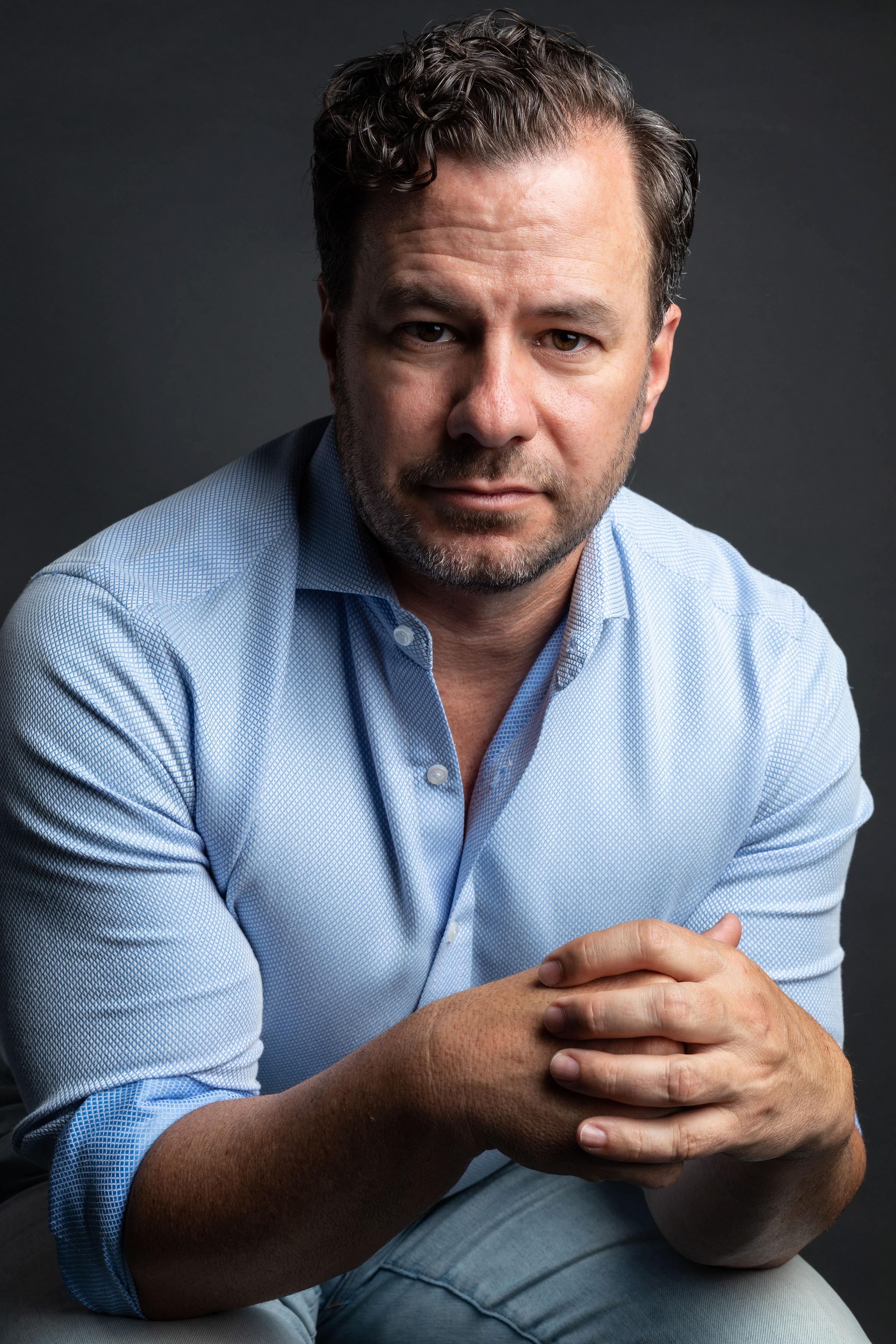 actor Blake Barlow large photo