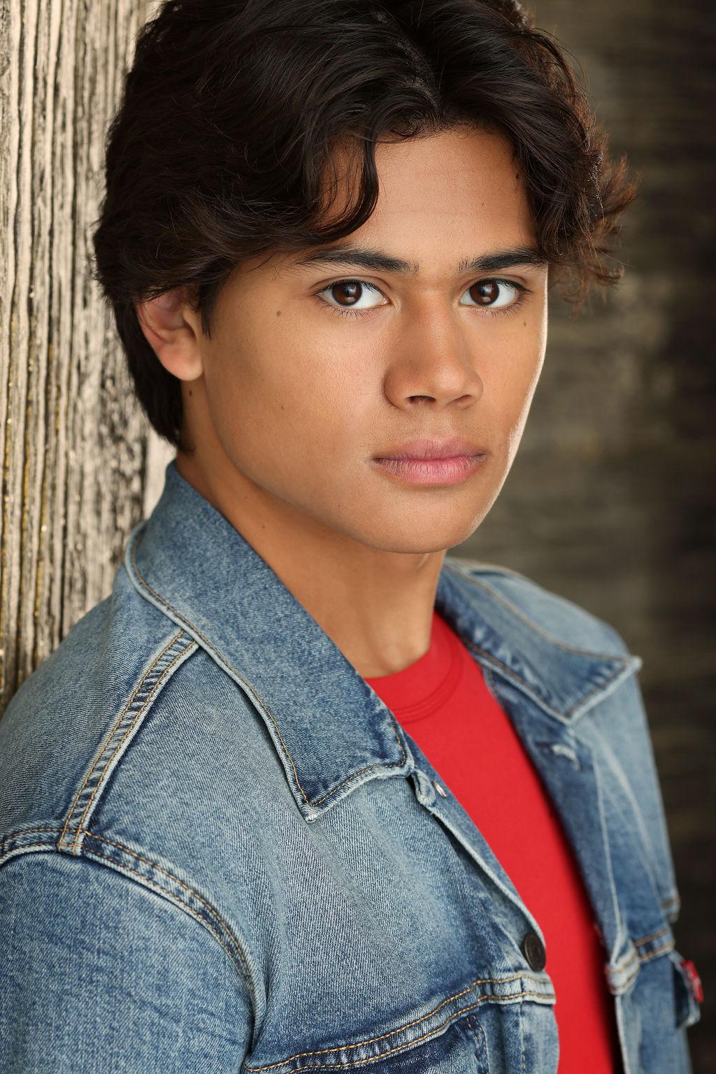 actor Julian Gopal large photo