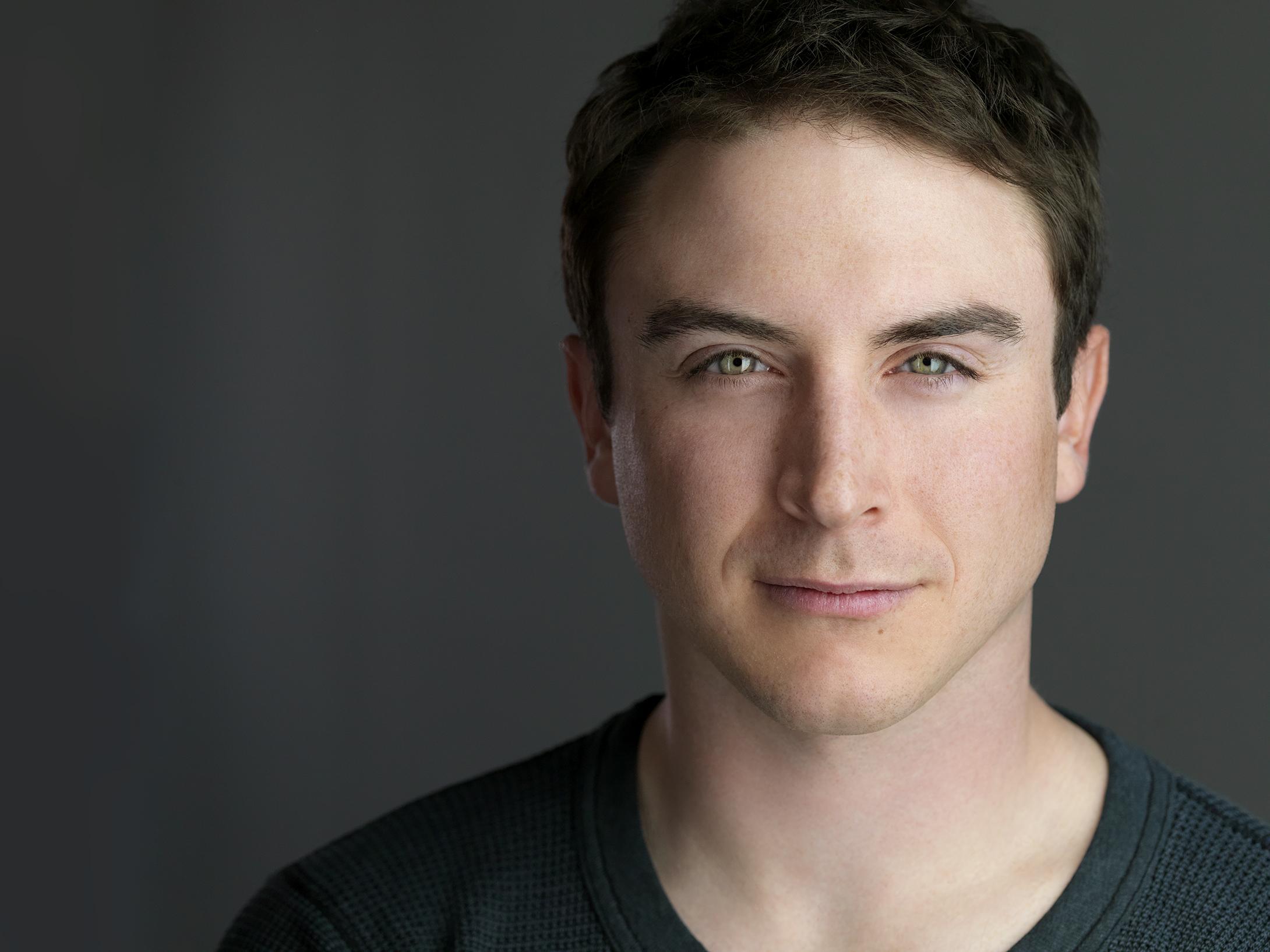 actor Kevin Rogers large photo