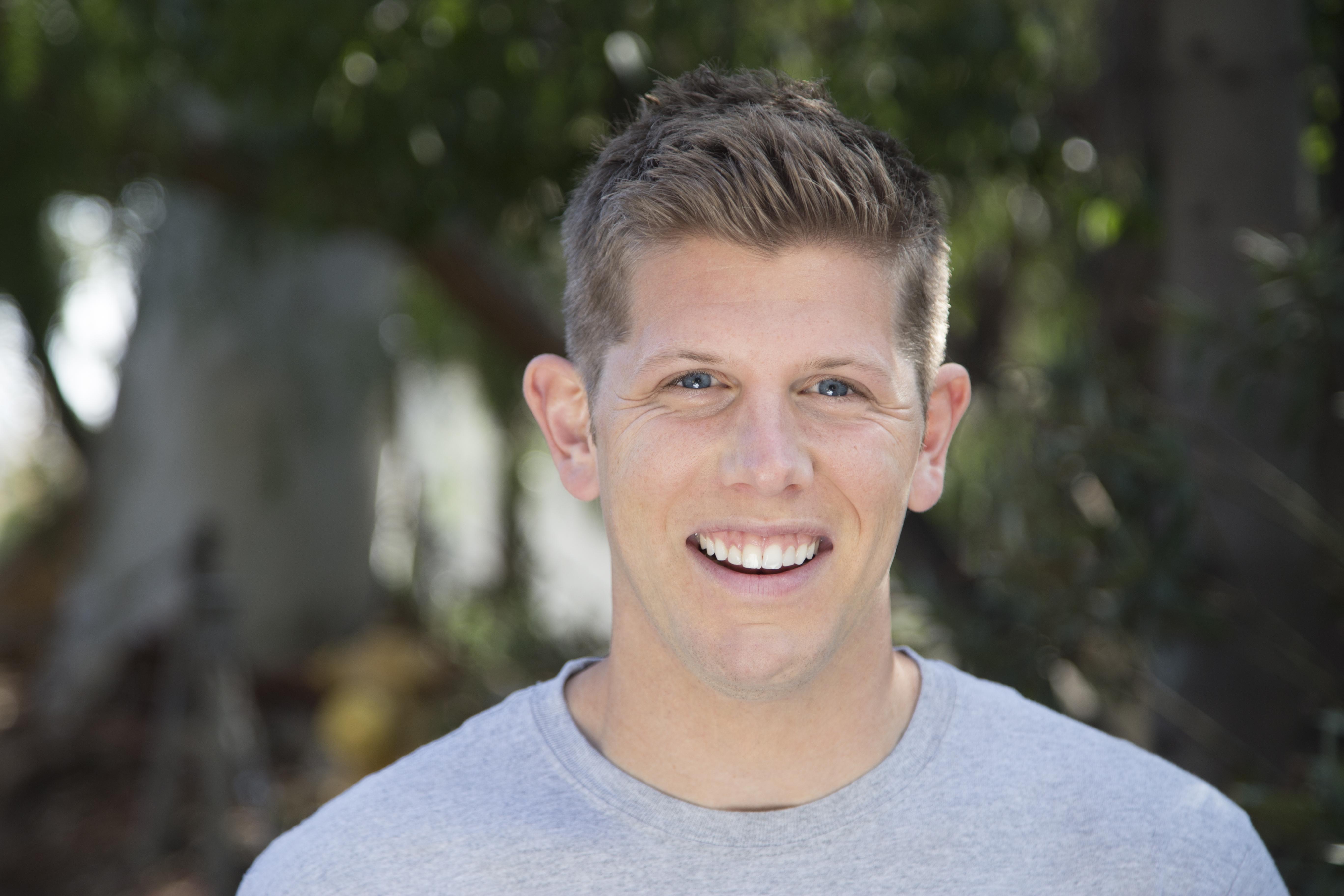 actor Joey Greer large photo