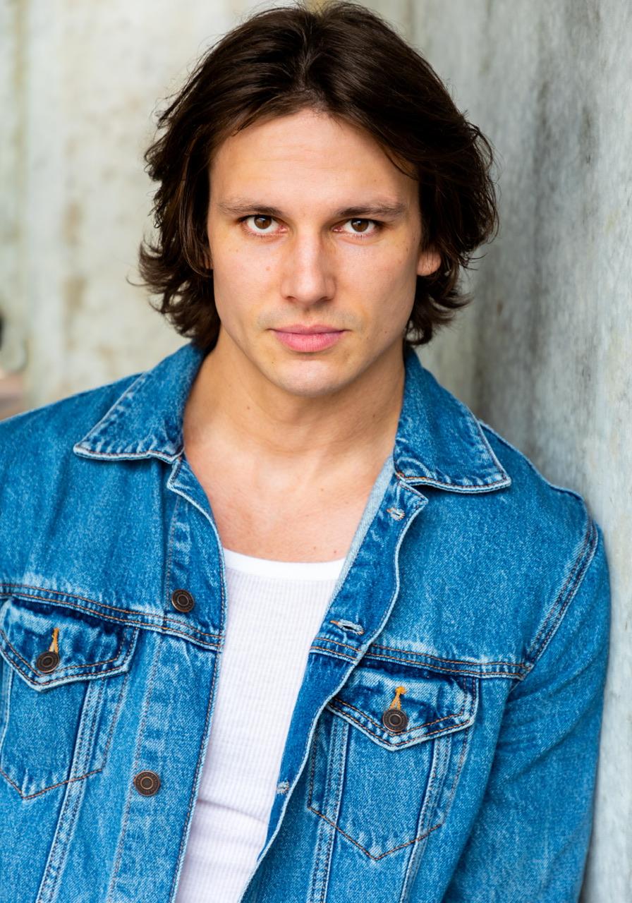 actor Brandon Laabs large photo