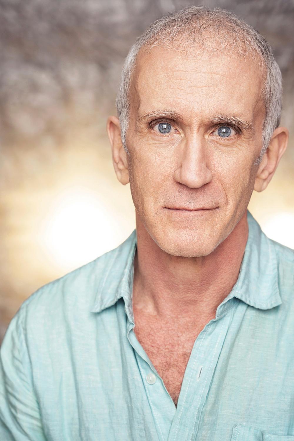 actor Michael Sean Tighe large photo