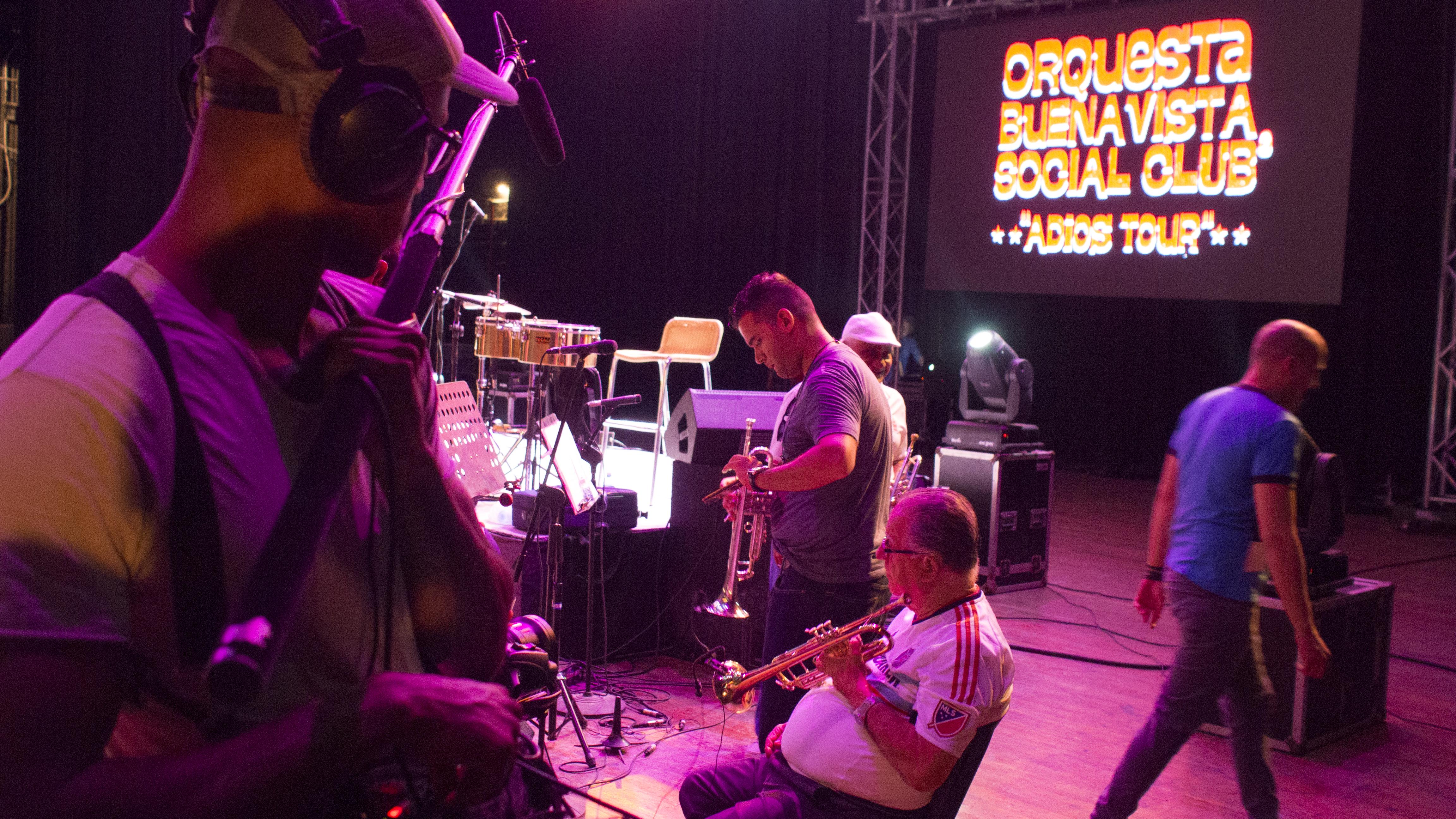 actor Manuel 'Guajiro' Mirabal large photo