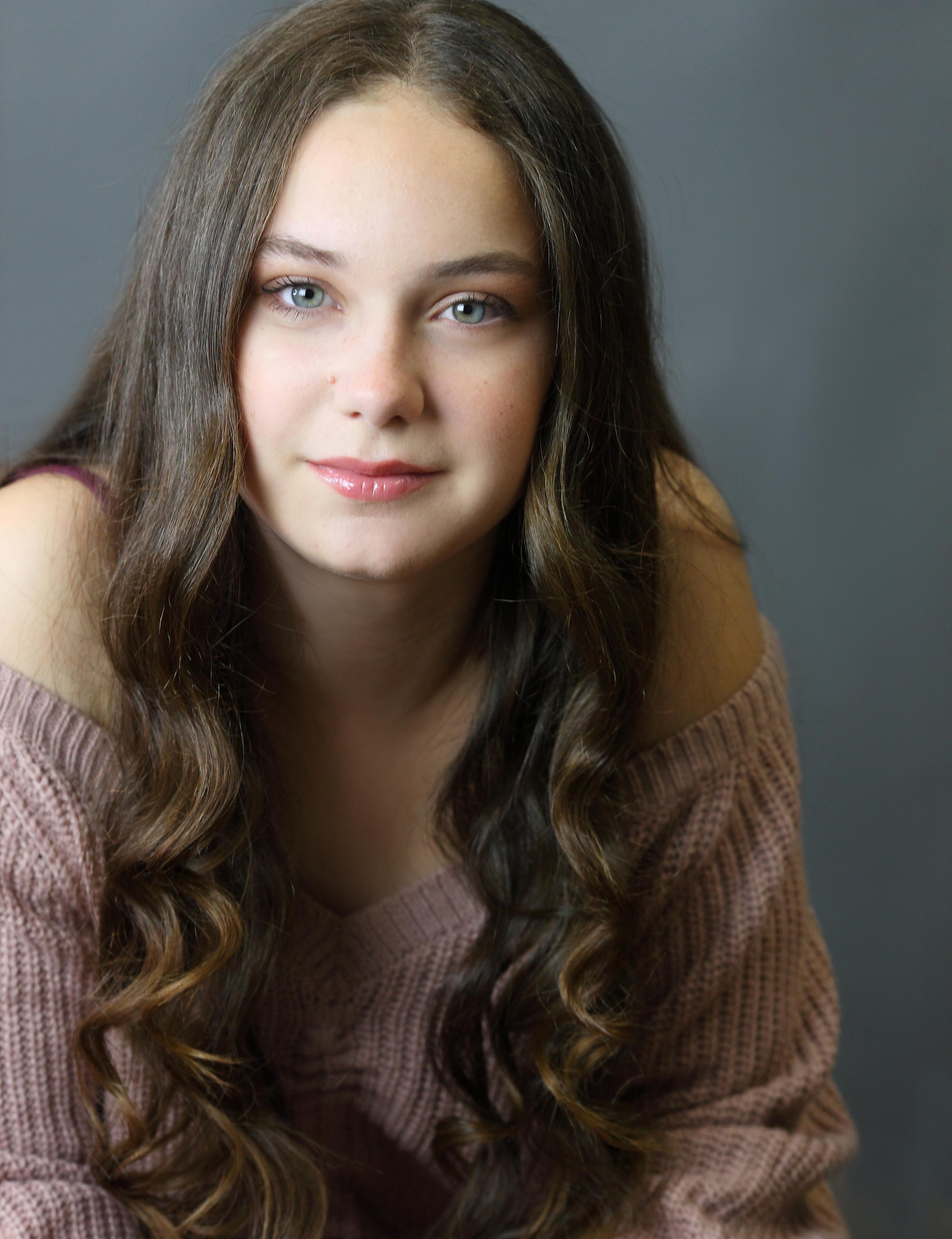 actor Lee Raviv large photo