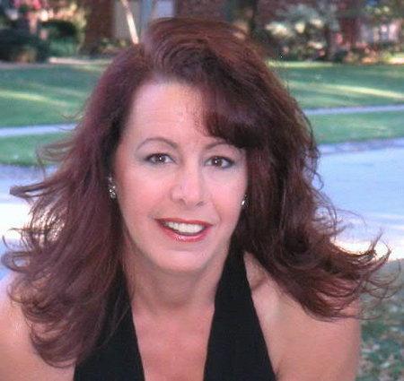 actor Lynn Anderson large photo