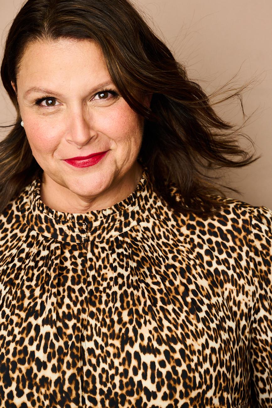 actor Stephanie Lesh-Farrell large photo