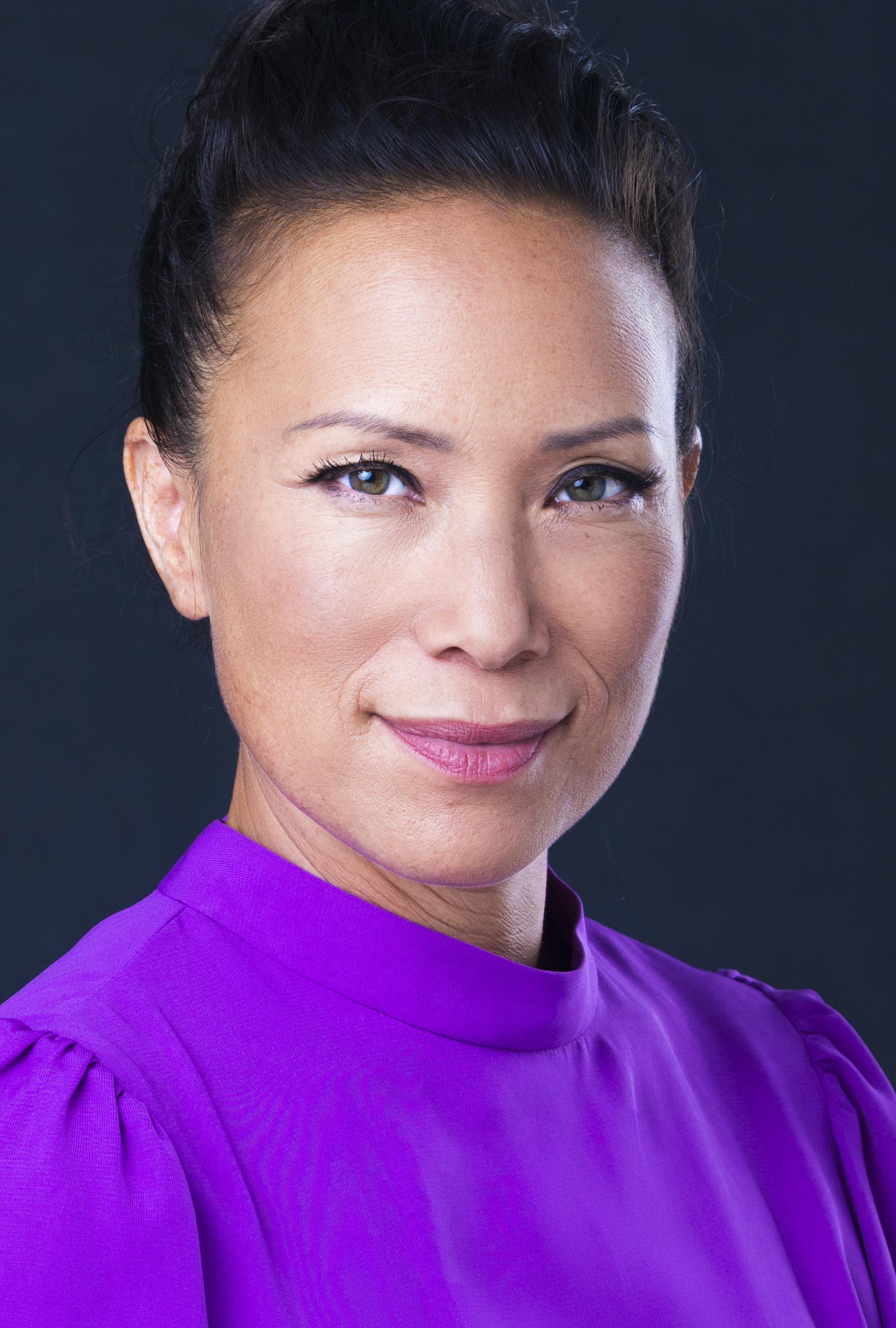 actor Nikol Kollars large photo