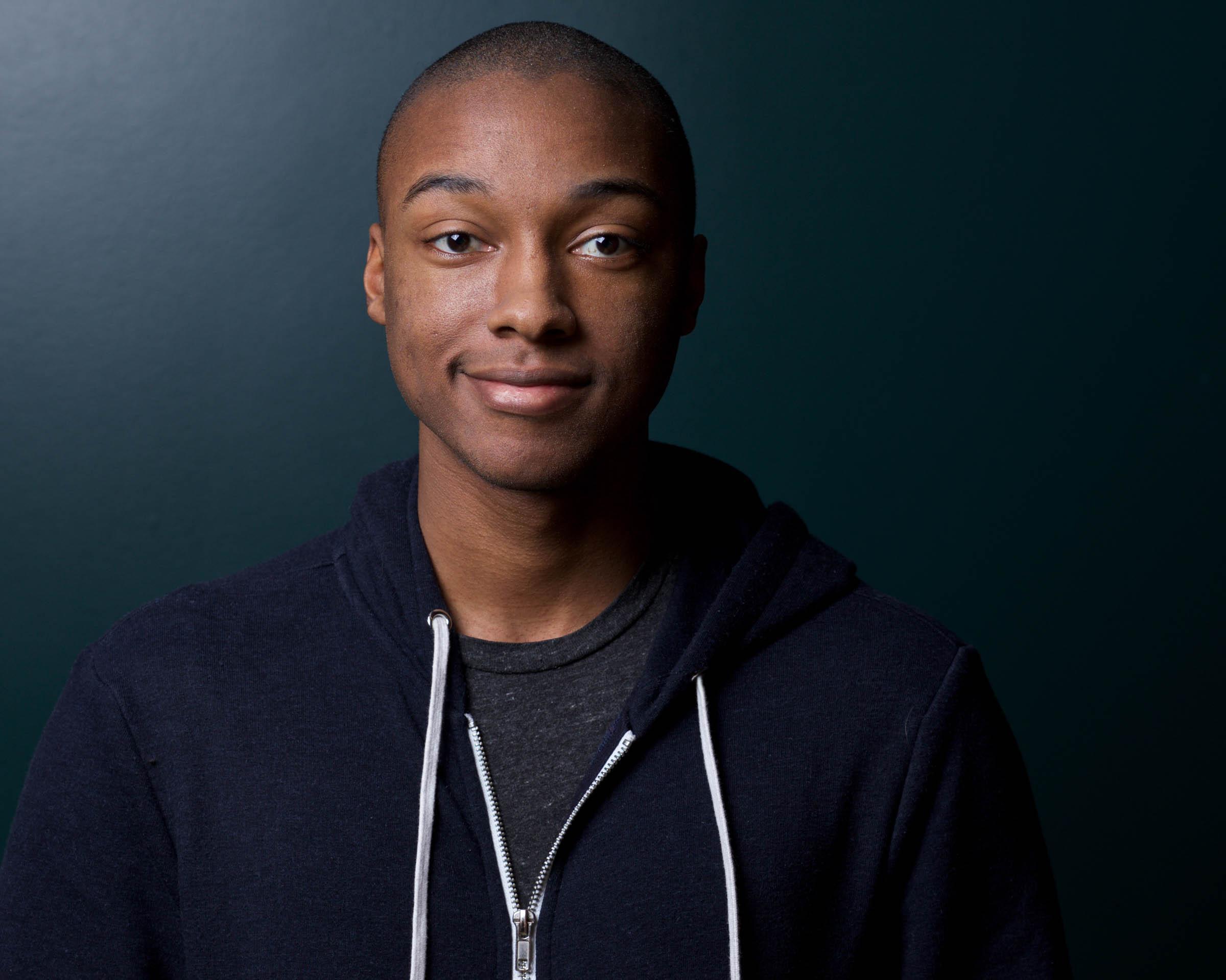 actor Josh Johnson large photo