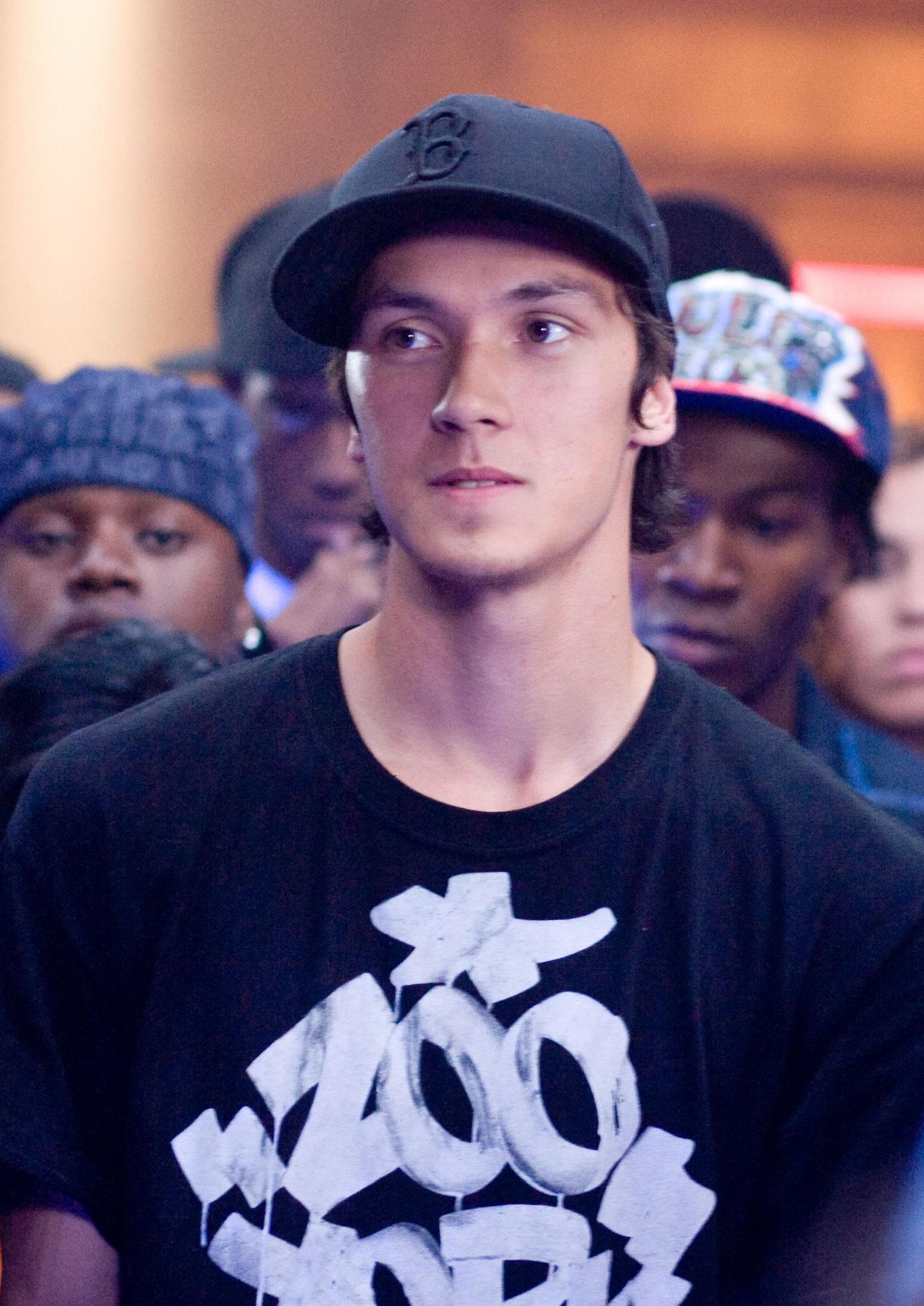 actor Daniel 'Cloud' Campos large photo