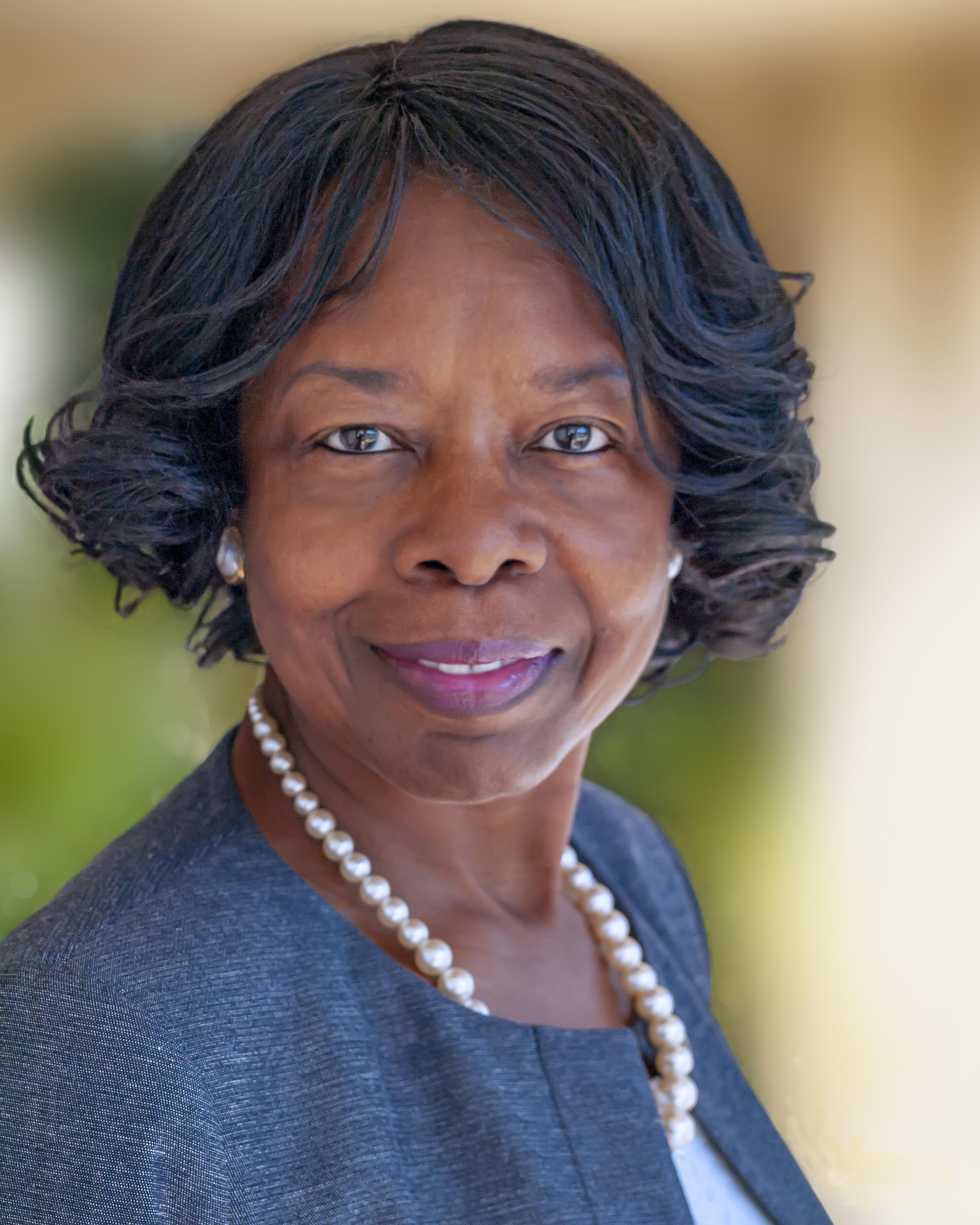 actor Valeri Ross large photo