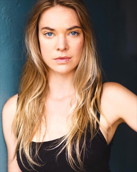 actor Zara Jestadt large photo