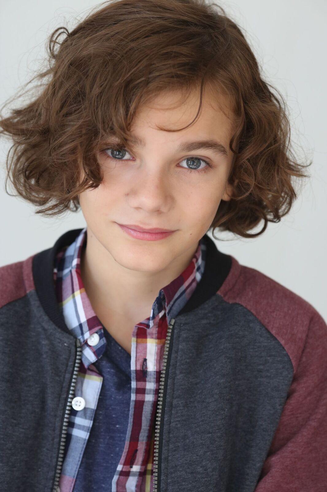 actor Drew Beckas large photo