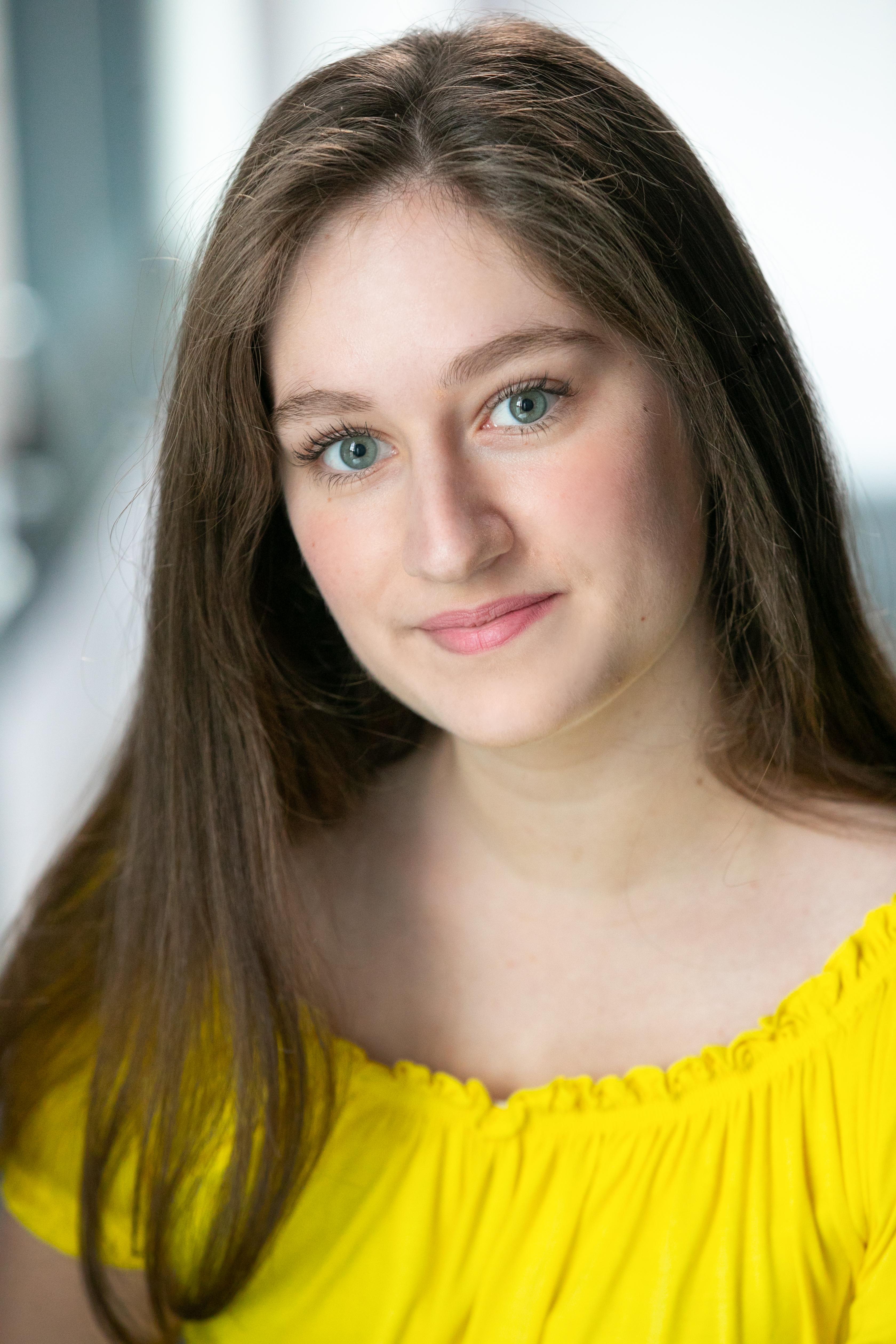 actor Annabelle Fernando large photo