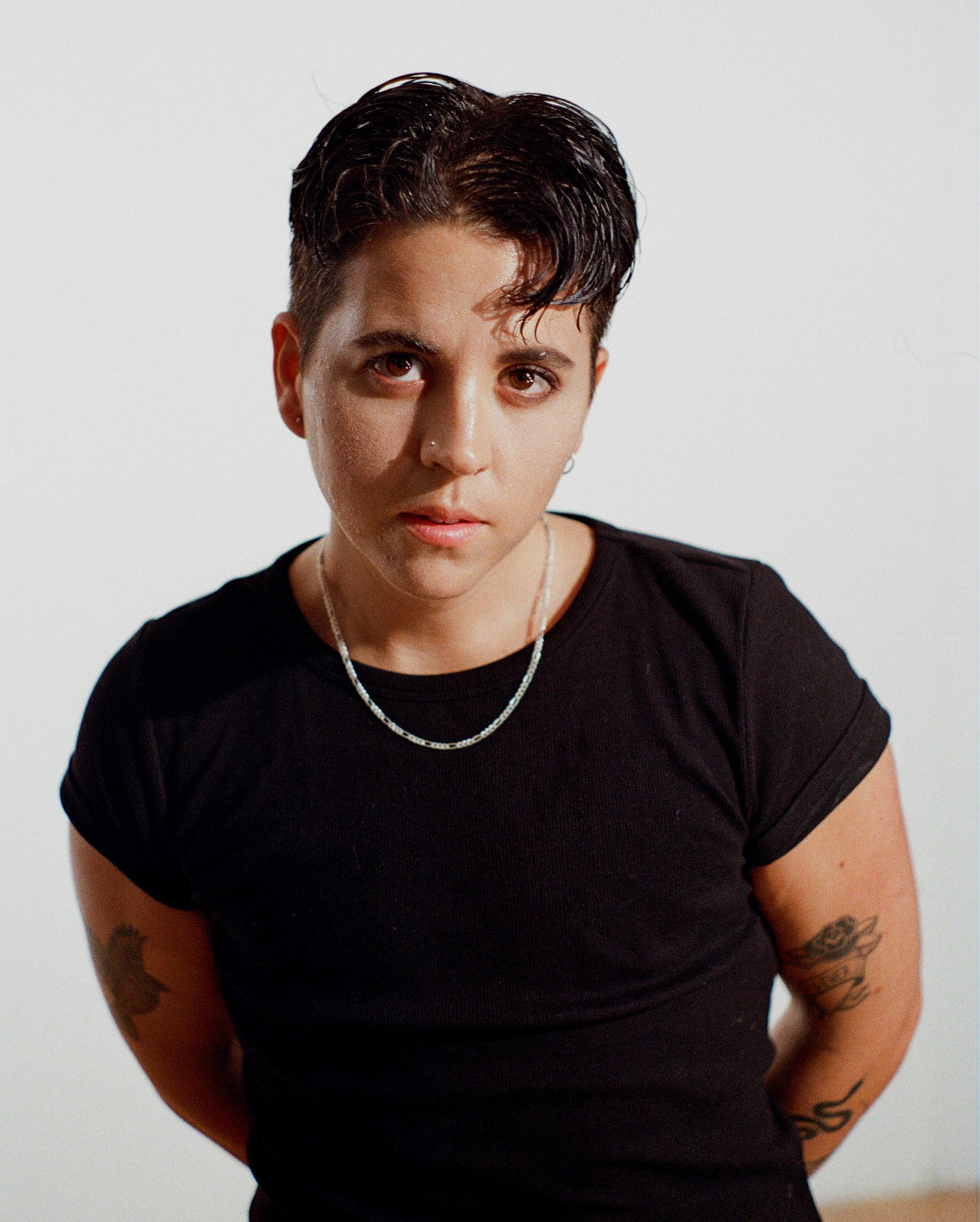 actor Mint Bensimon large photo