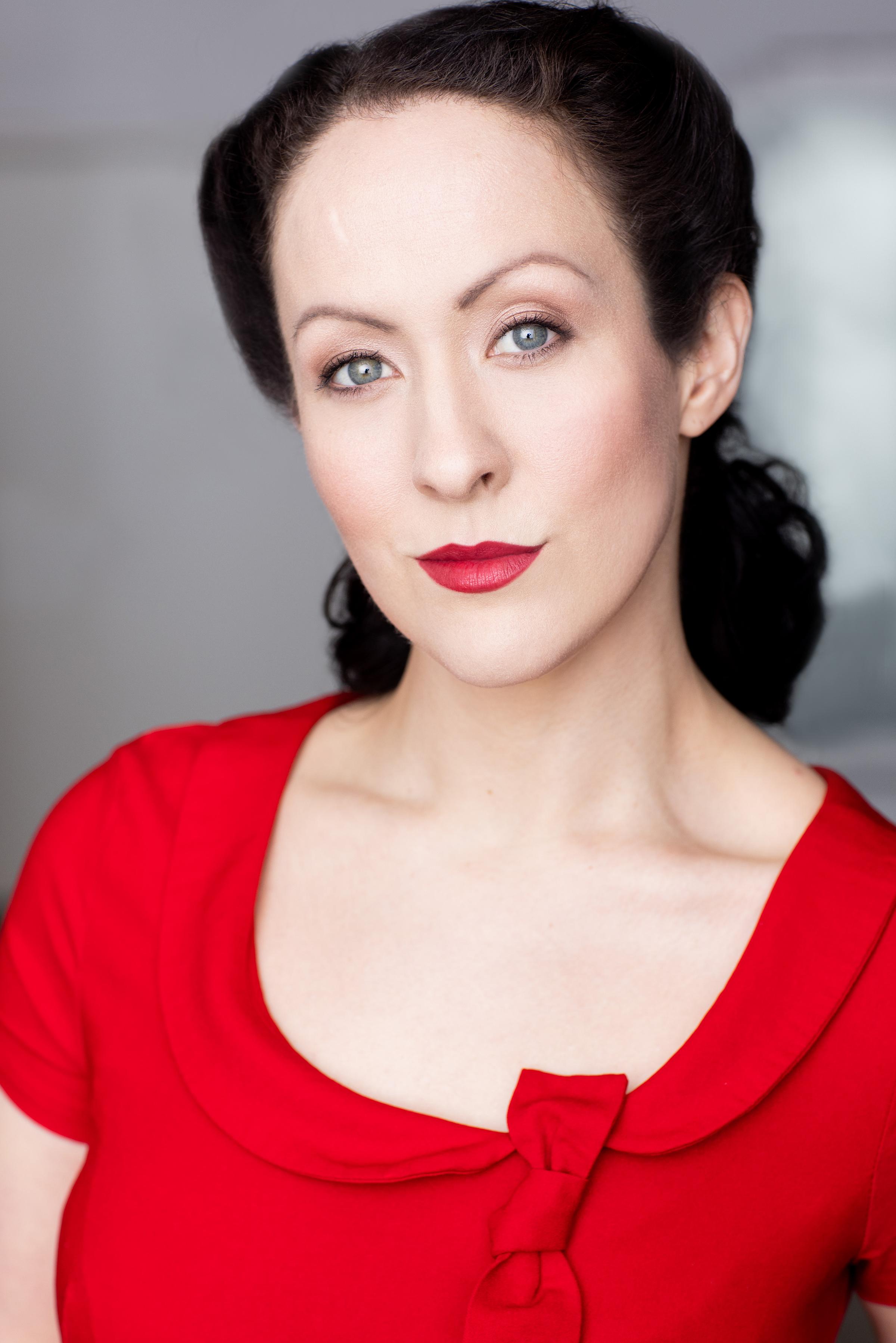 actor Madeleine Dee large photo