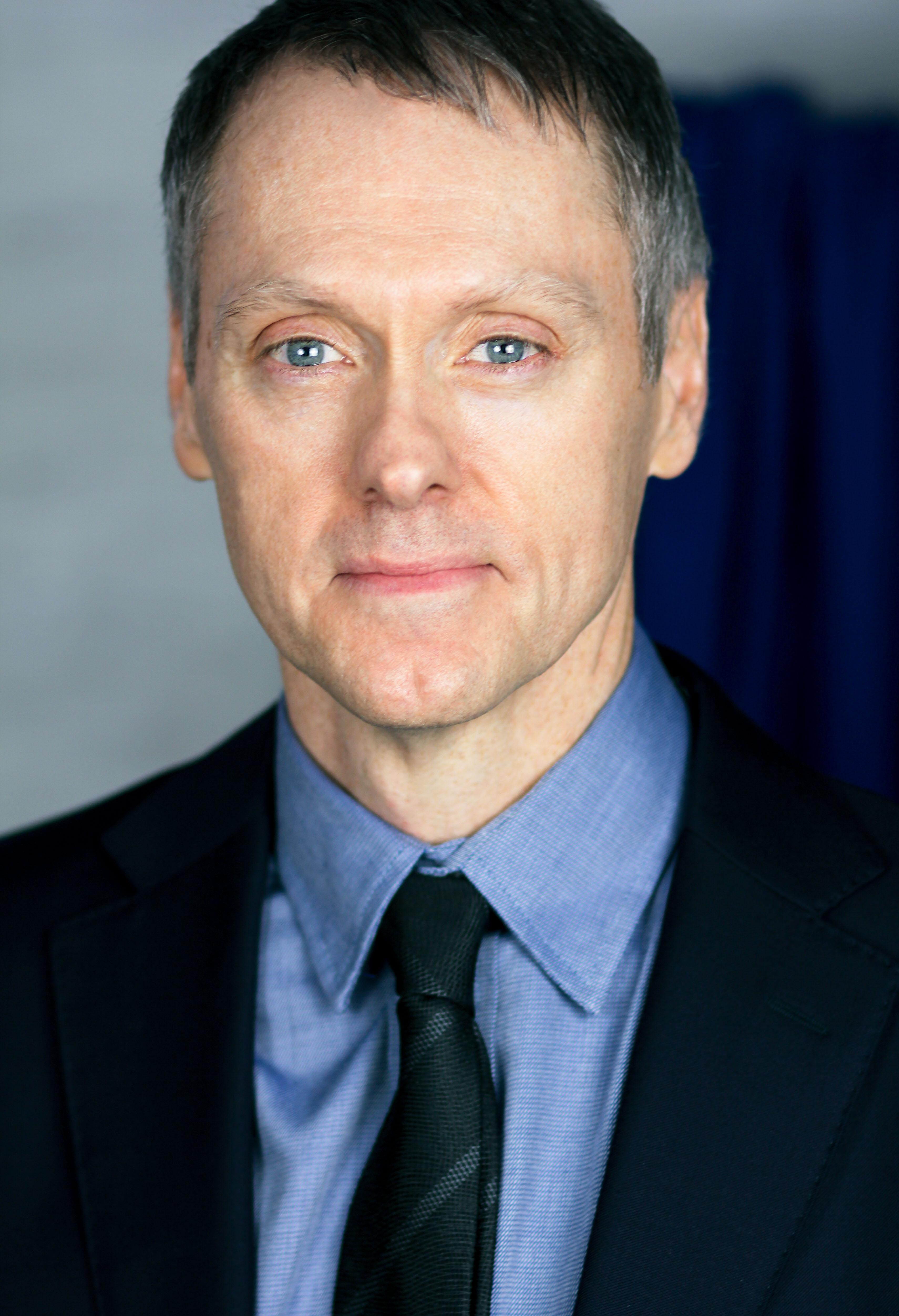 actor Adrian Falconer large photo