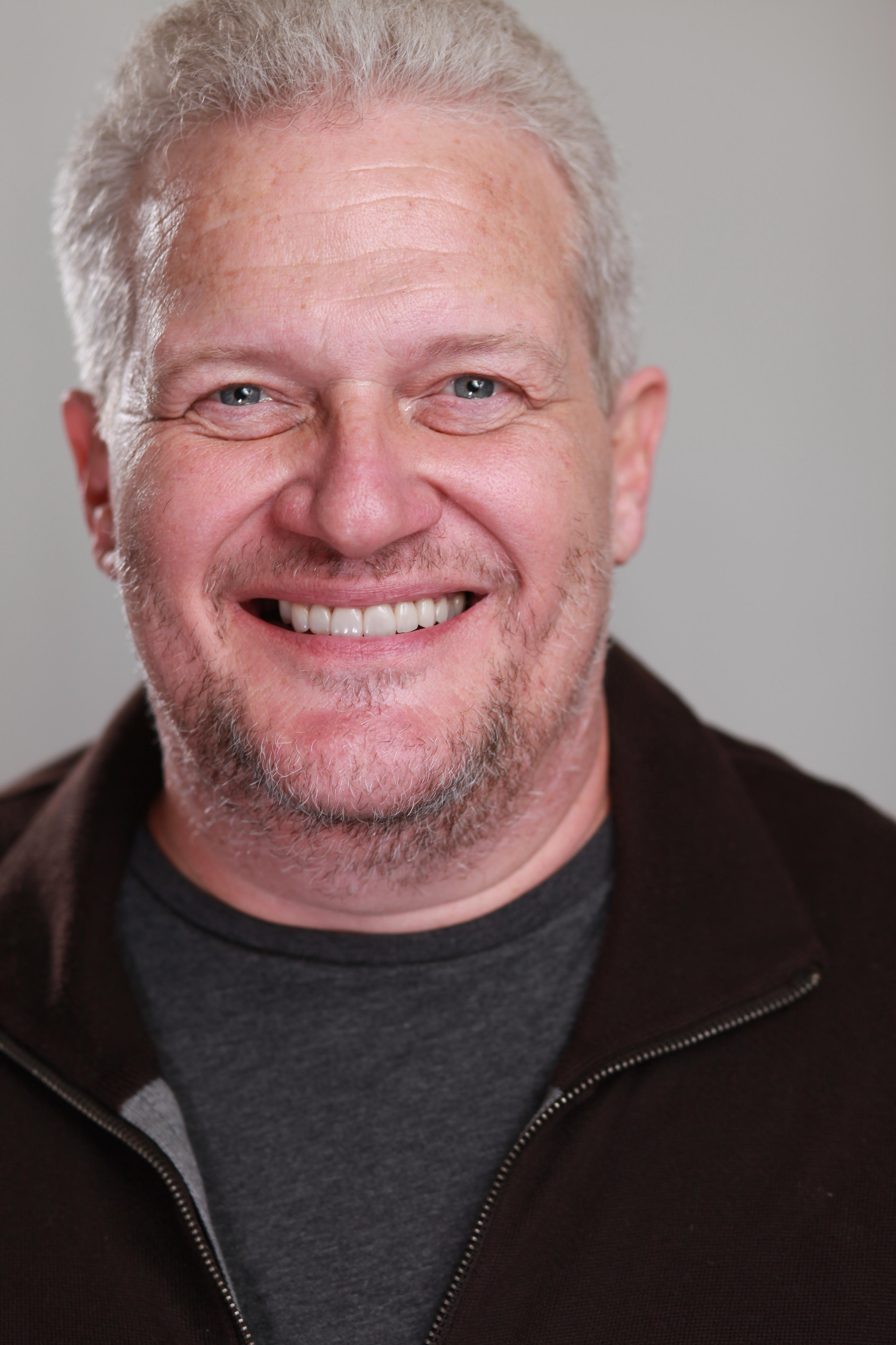 actor Scott Cargle large photo